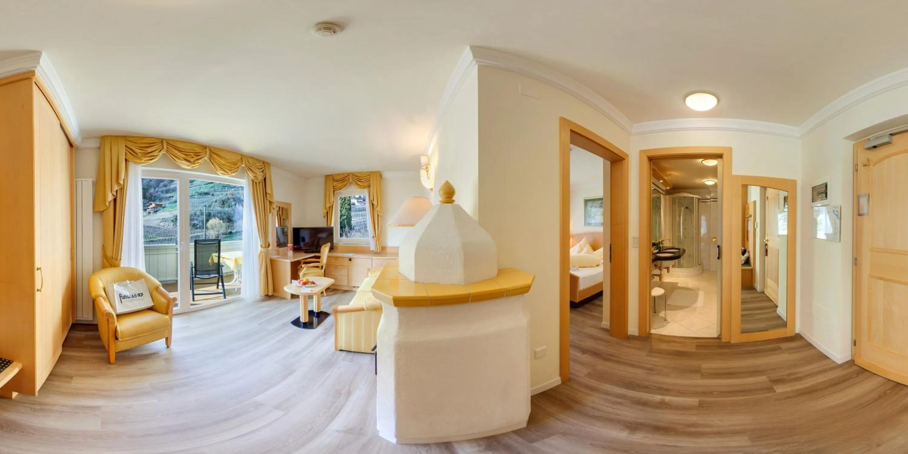 TV and multimedia in Hotel Funggashof