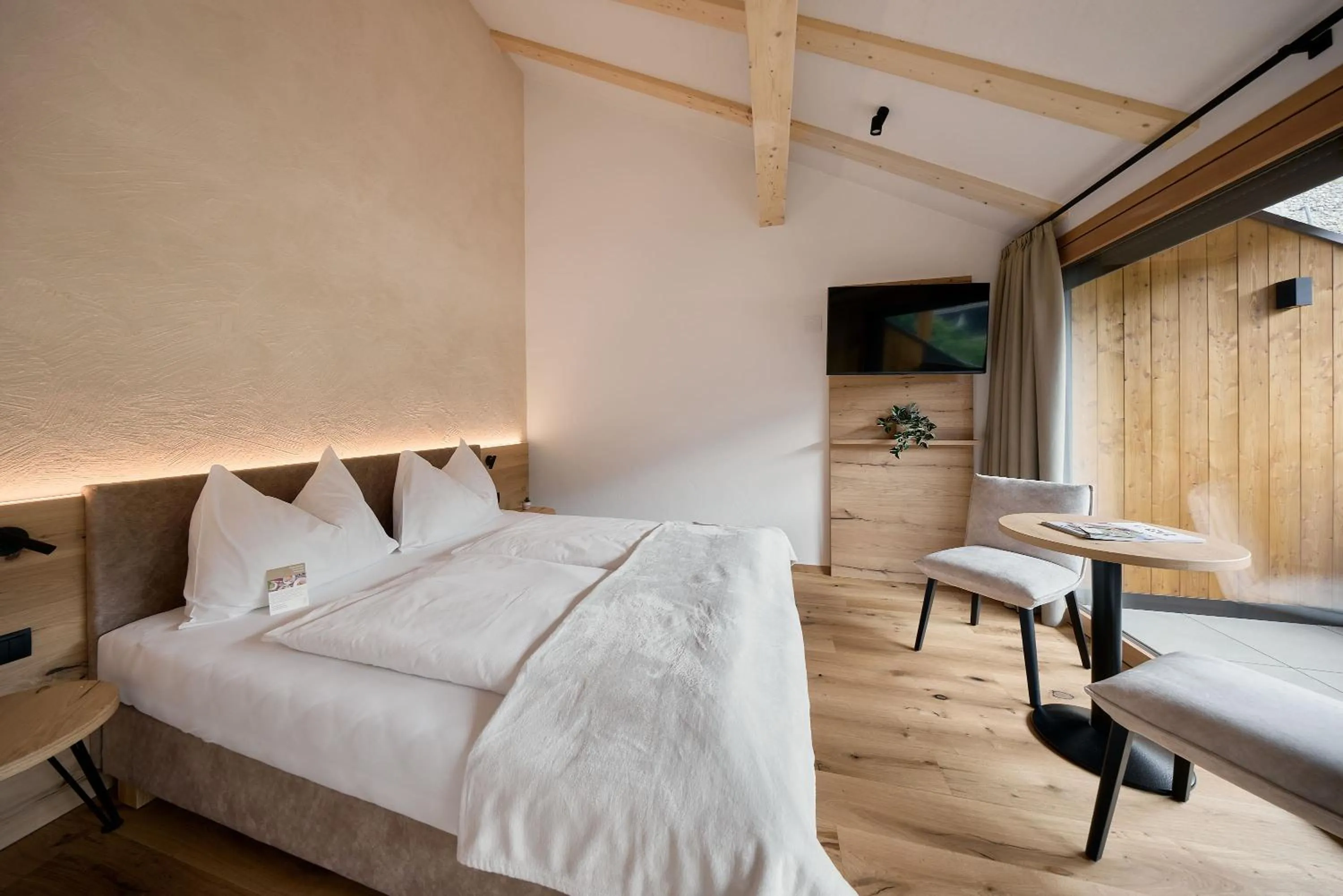 Bed in Hotel Schmuckhof