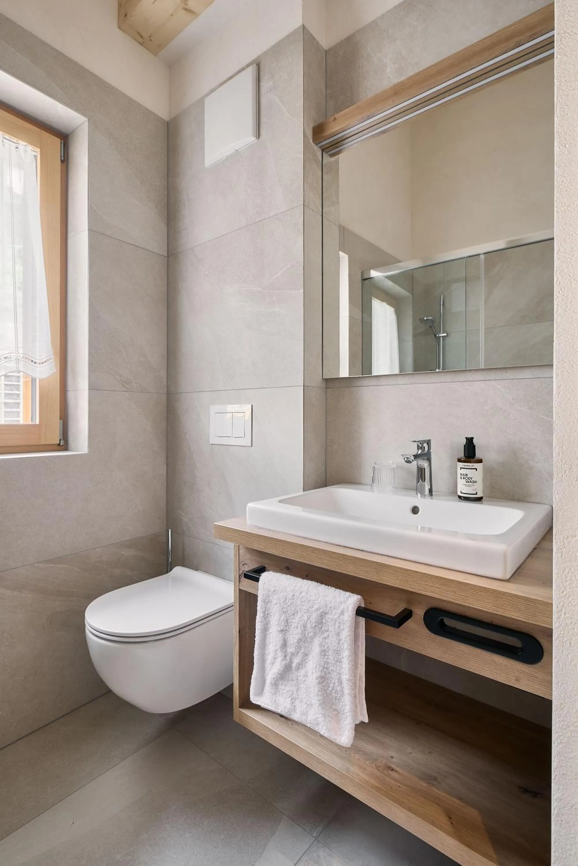 Bathroom in Hotel Schmuckhof