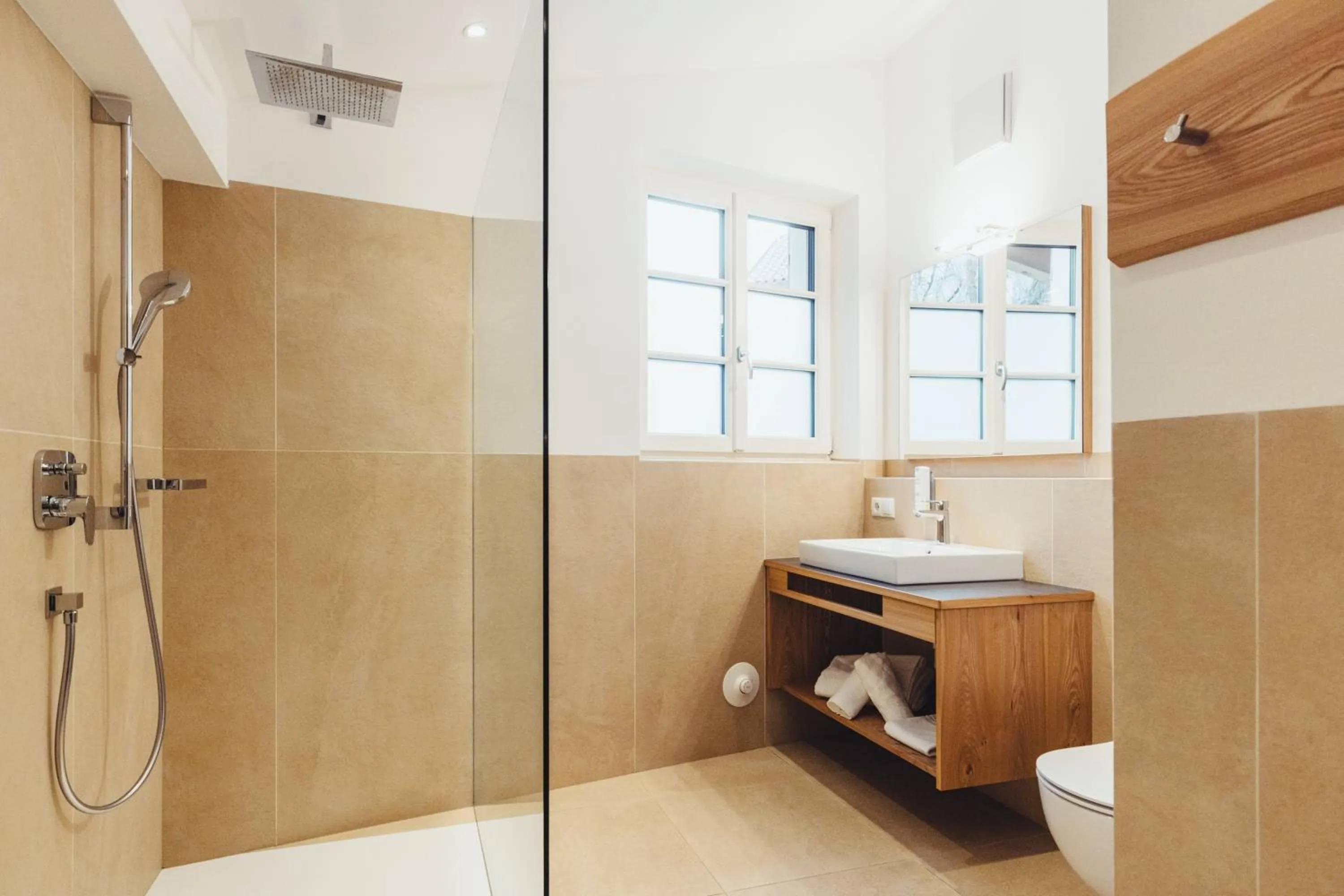 Toilet in Hotel Schmuckhof