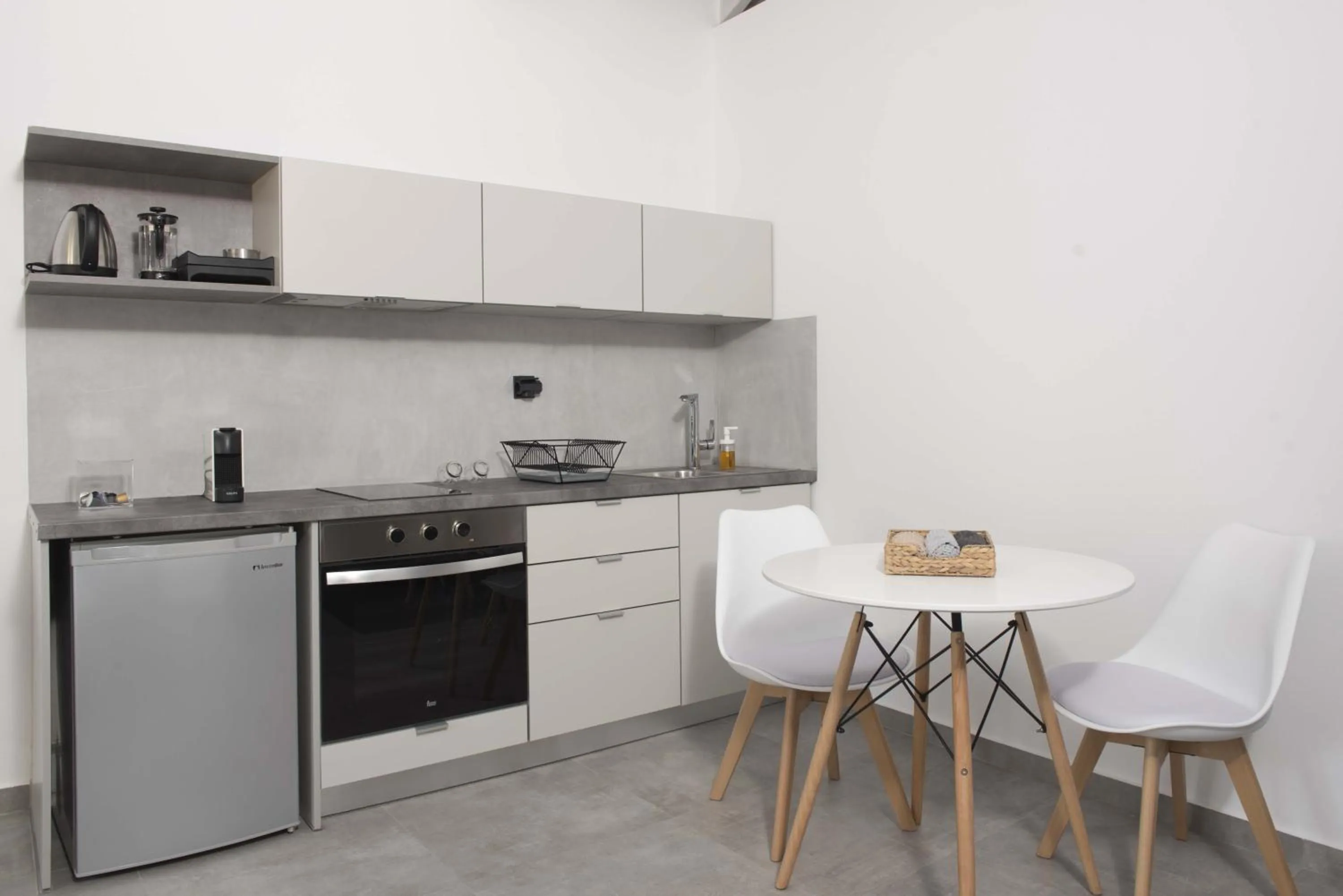 Kitchen or kitchenette in Calme Suites Mani