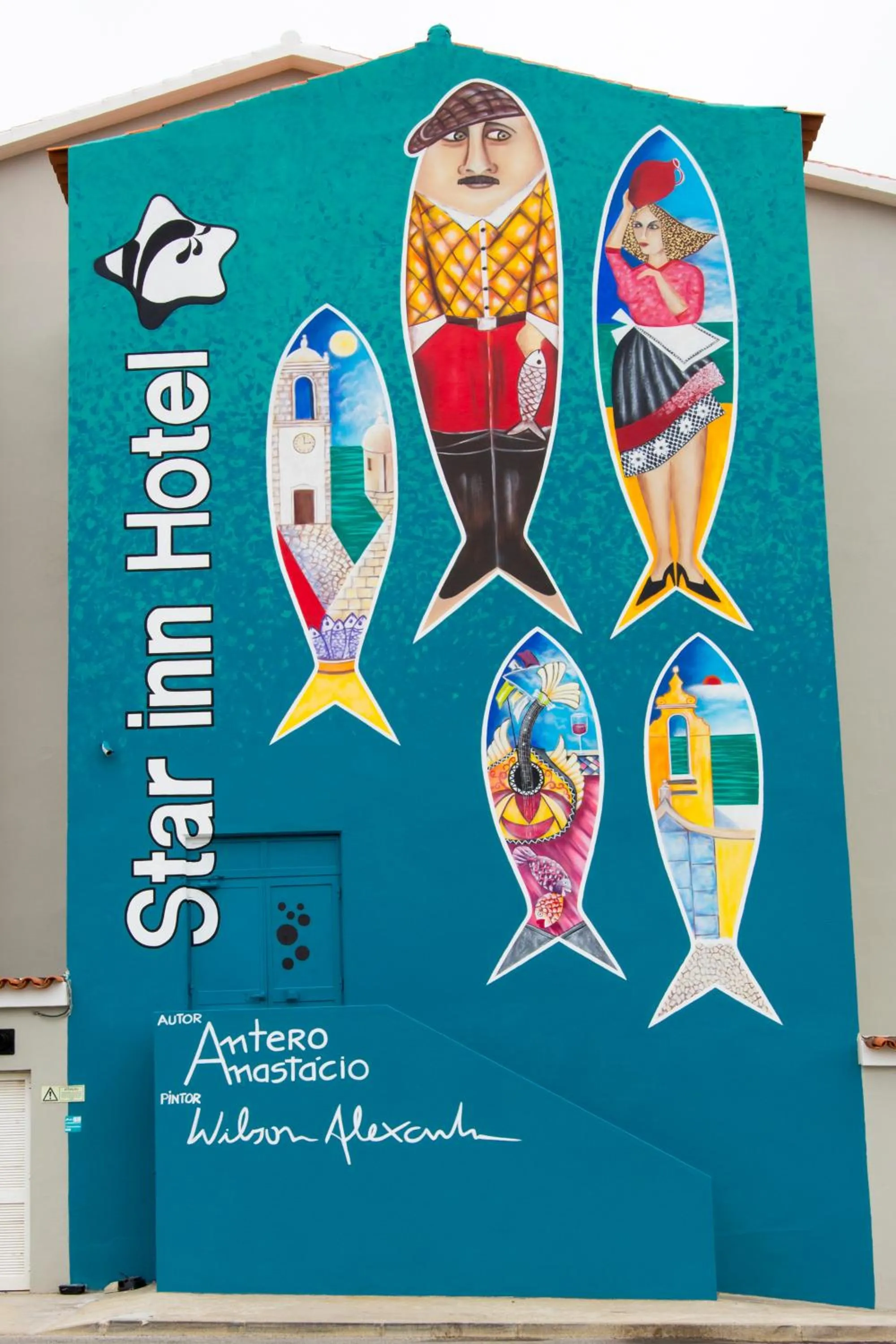 Decorative detail in Star inn Peniche