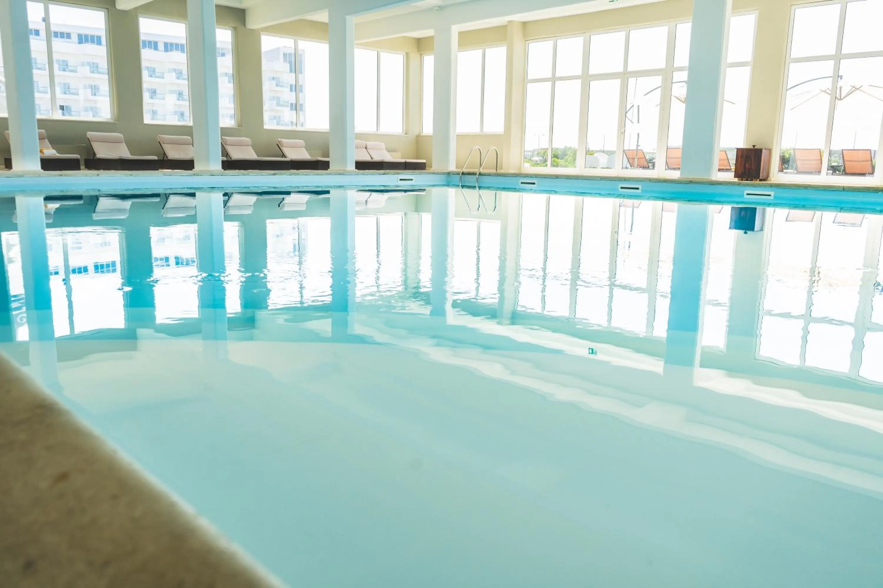 Swimming pool in Star inn Peniche