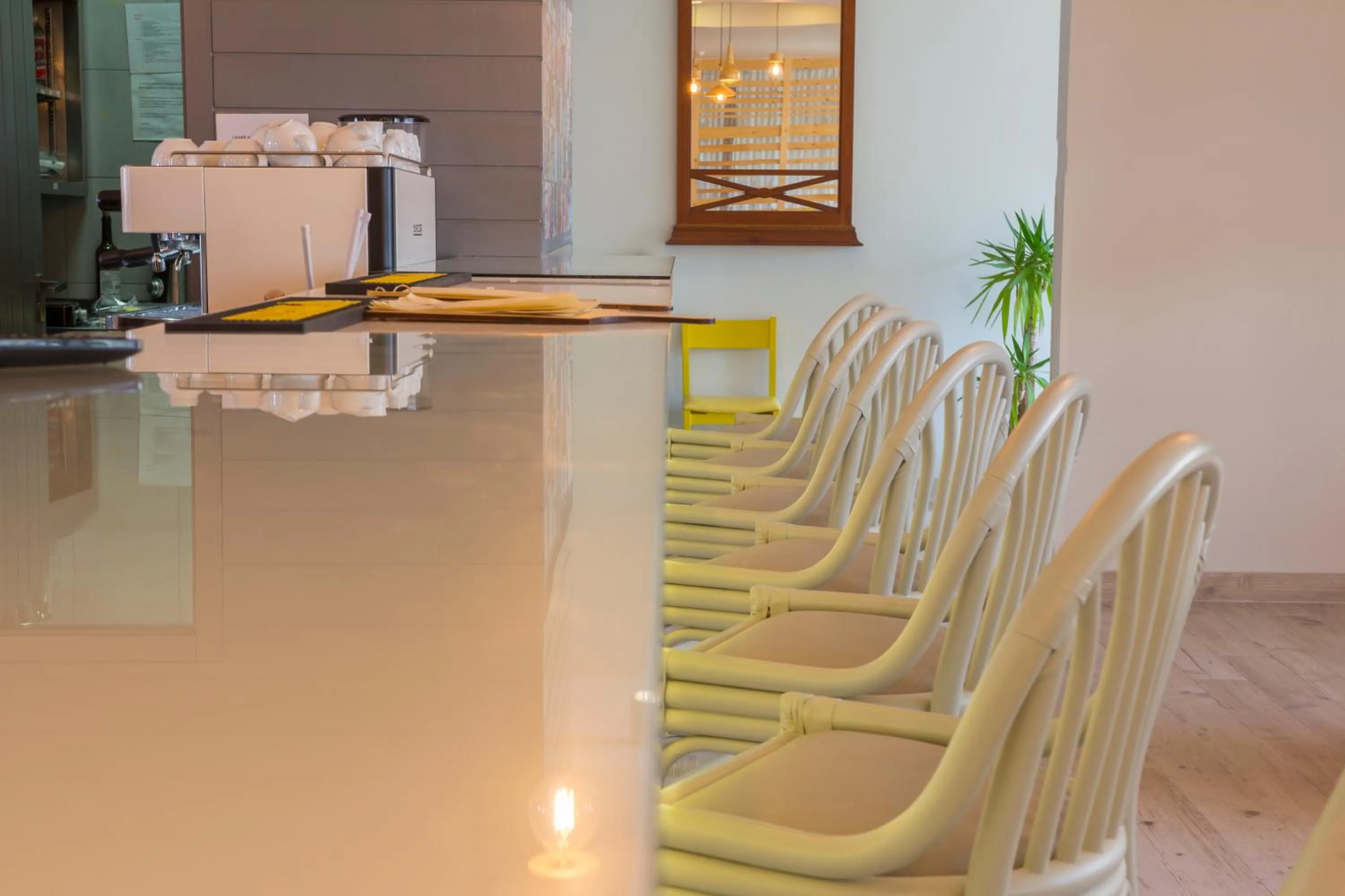 Lounge or bar in Star inn Peniche