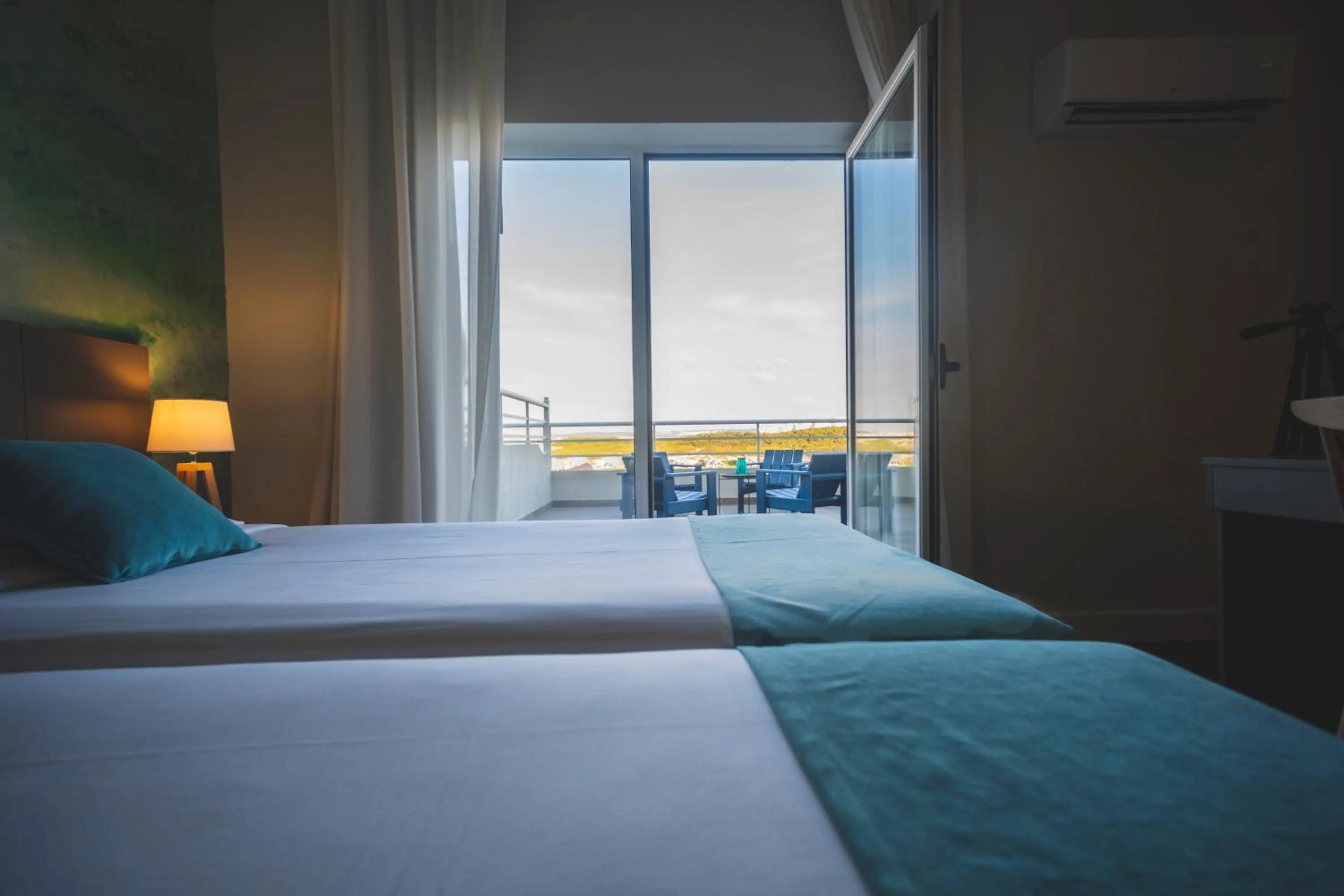 Bedroom, Bed in Star inn Peniche