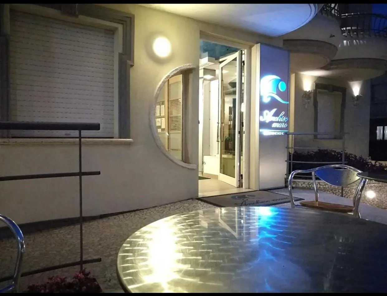 Facade/entrance in Residence Anchisemare