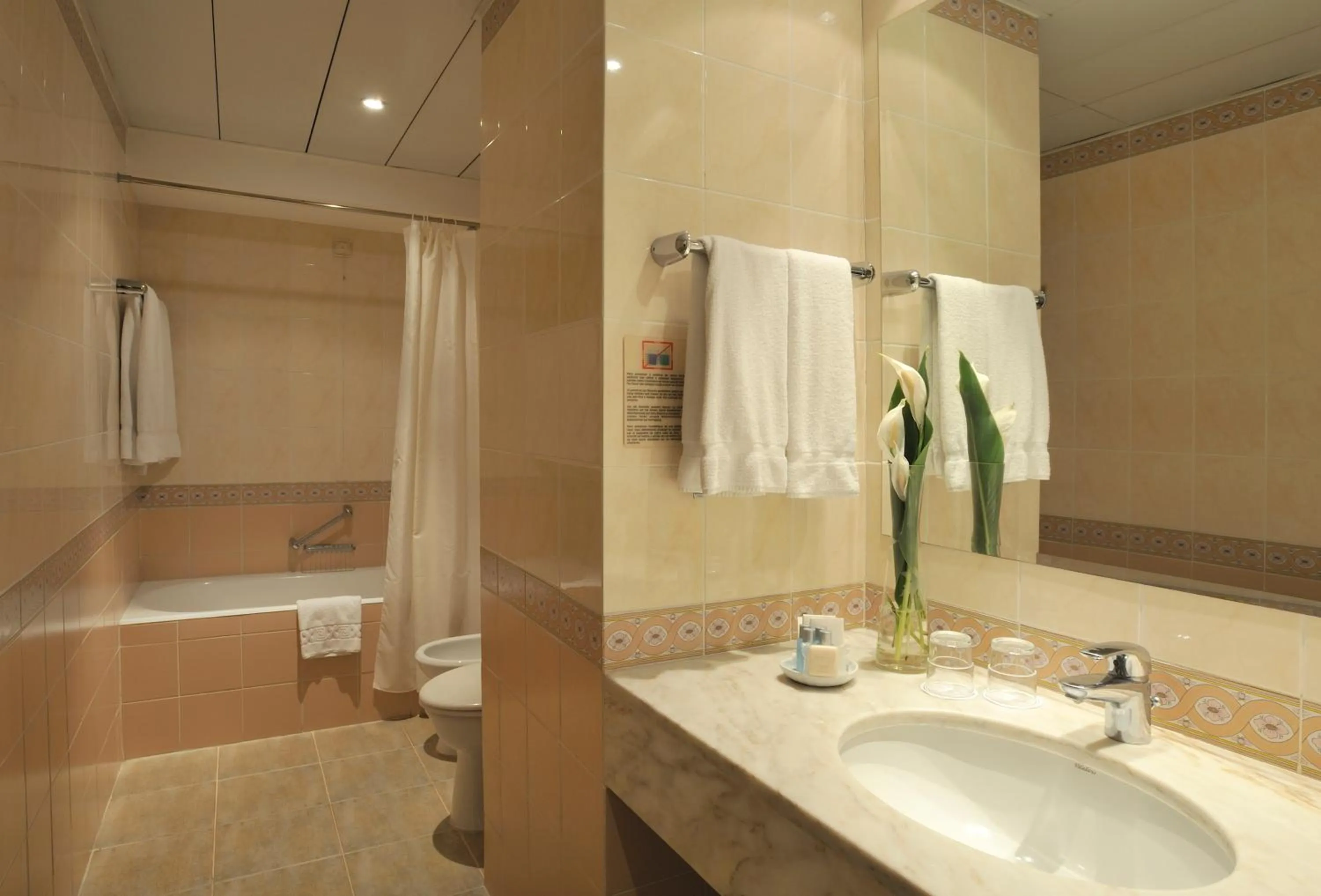 Bathroom in Pestana Miramar Garden & Ocean Hotel