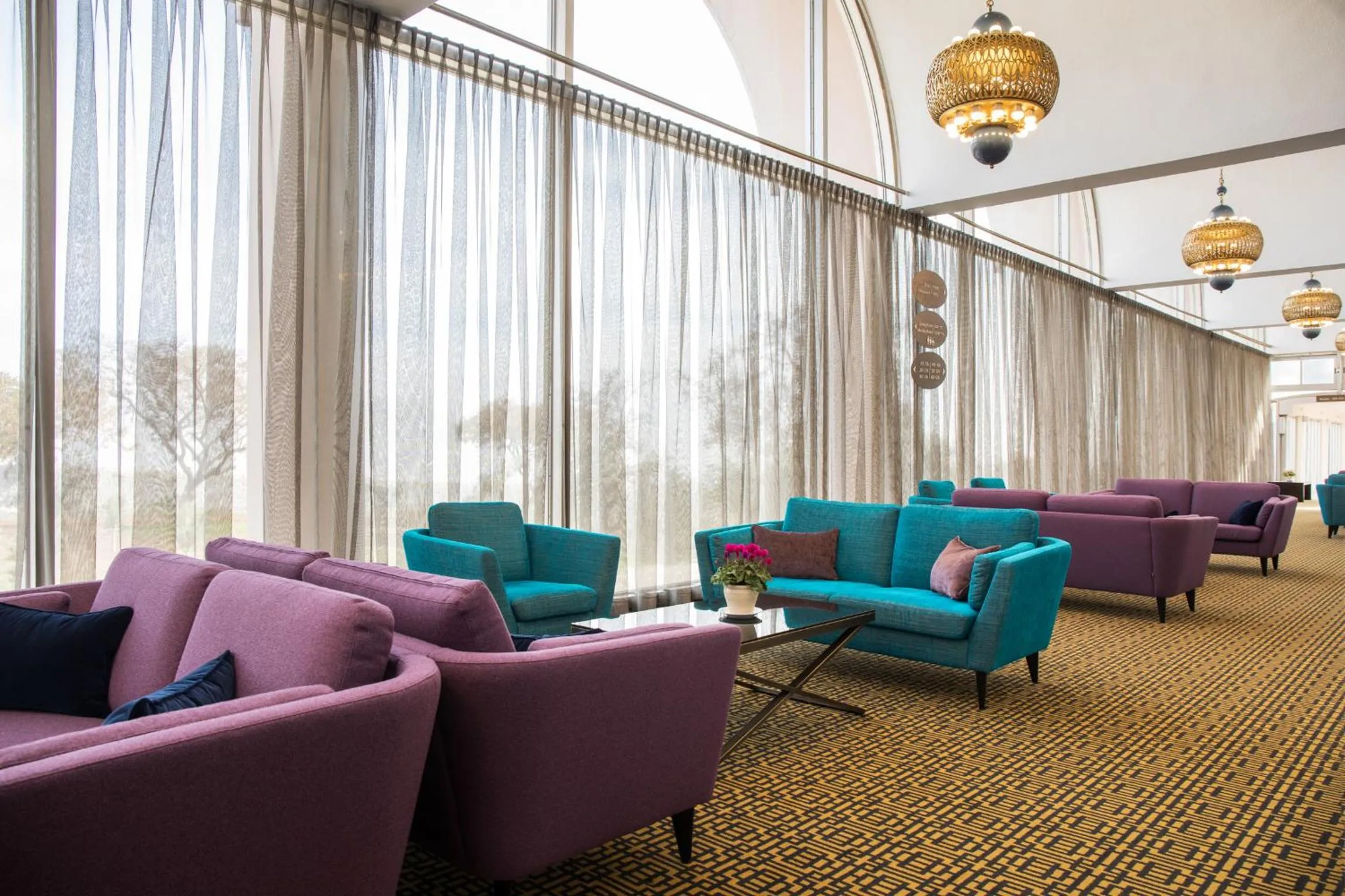 Lobby or reception in Seven Arches Hotel