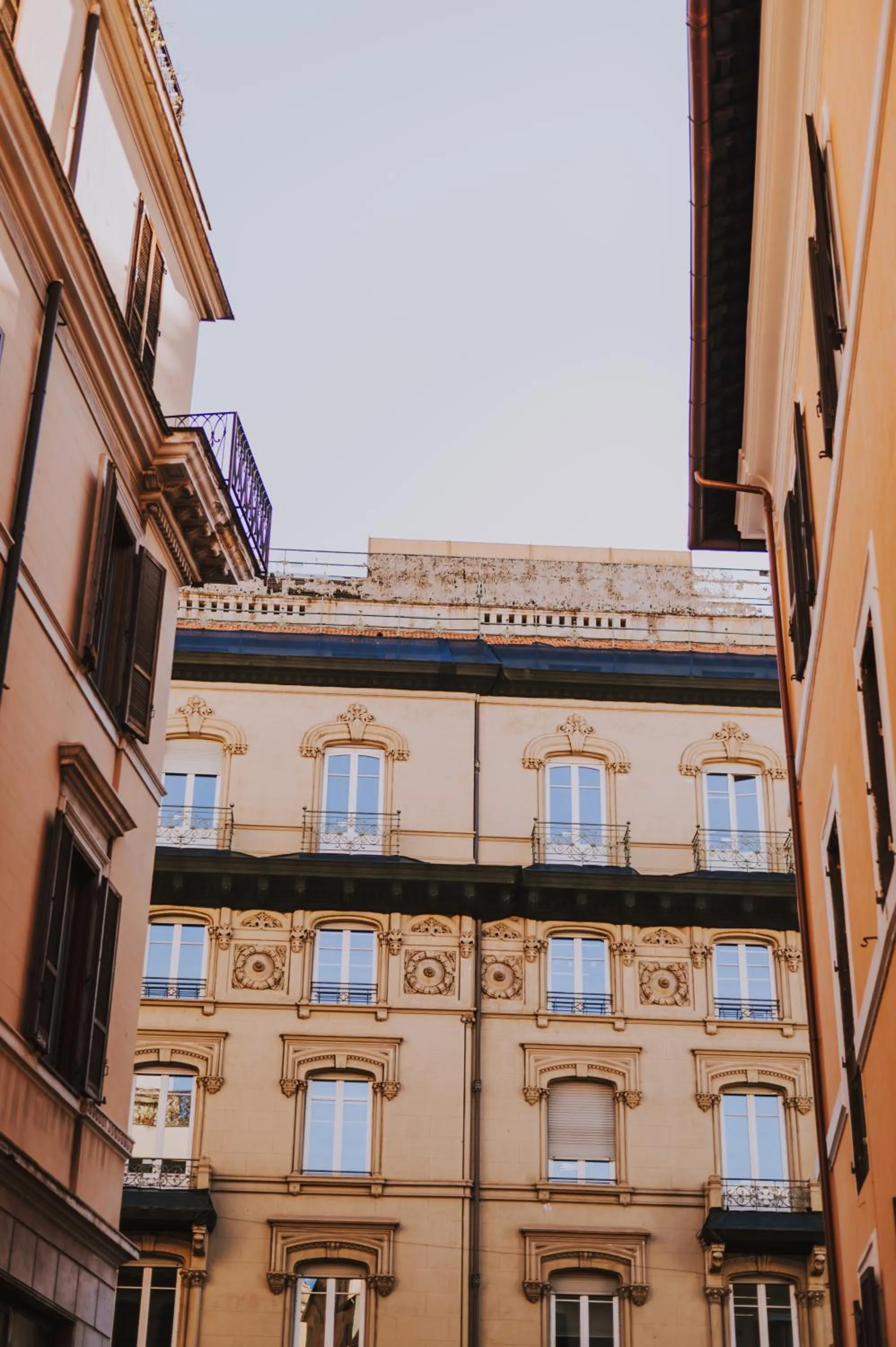 Albergo Delle Regioni, Barberini - Fontana di Trevi