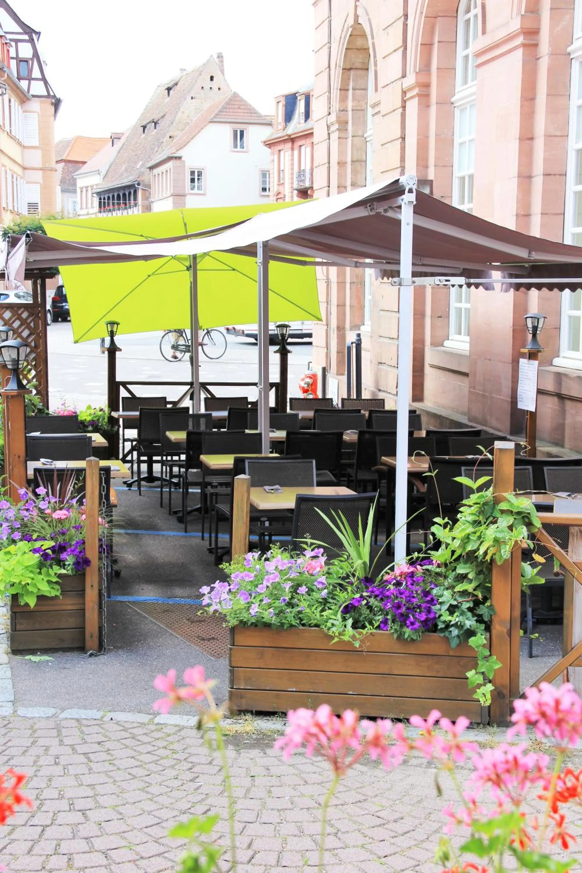 Balcony/Terrace in Hostellerie au Cygne