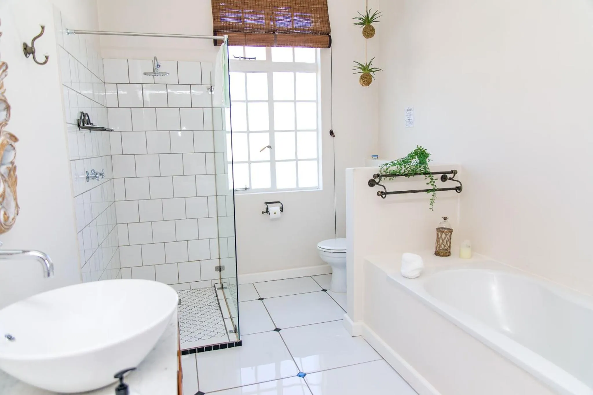Bathroom in Herberg Manor