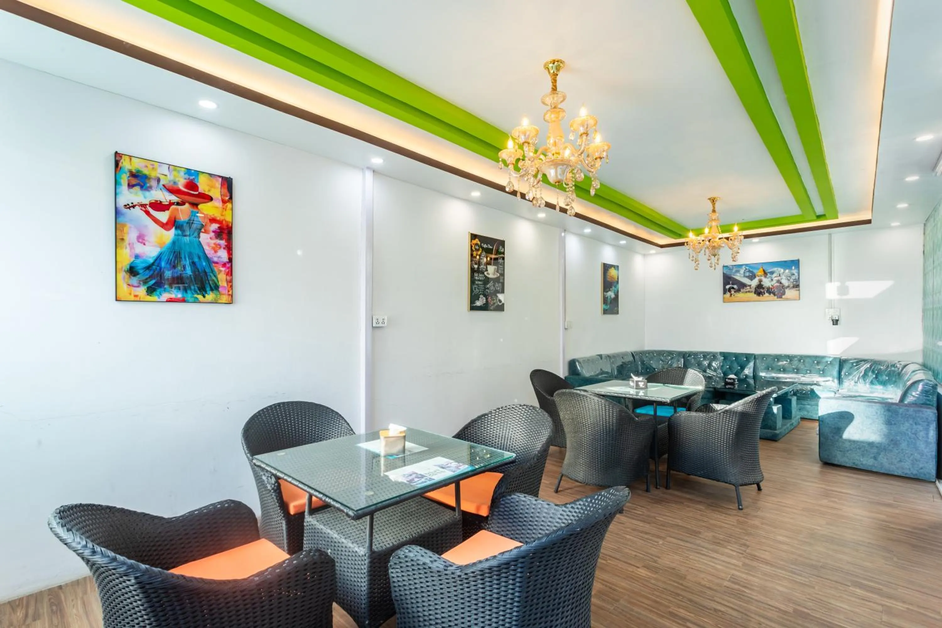 Restaurant/places to eat in Hotel Sapana Garden Thamel