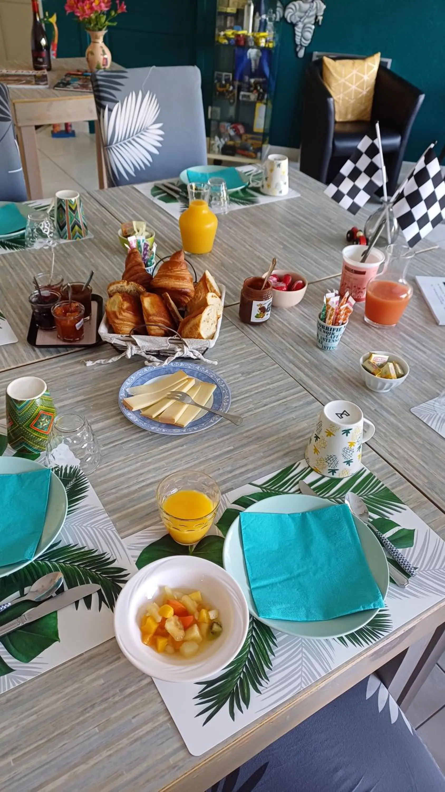 Breakfast in La Girouardière