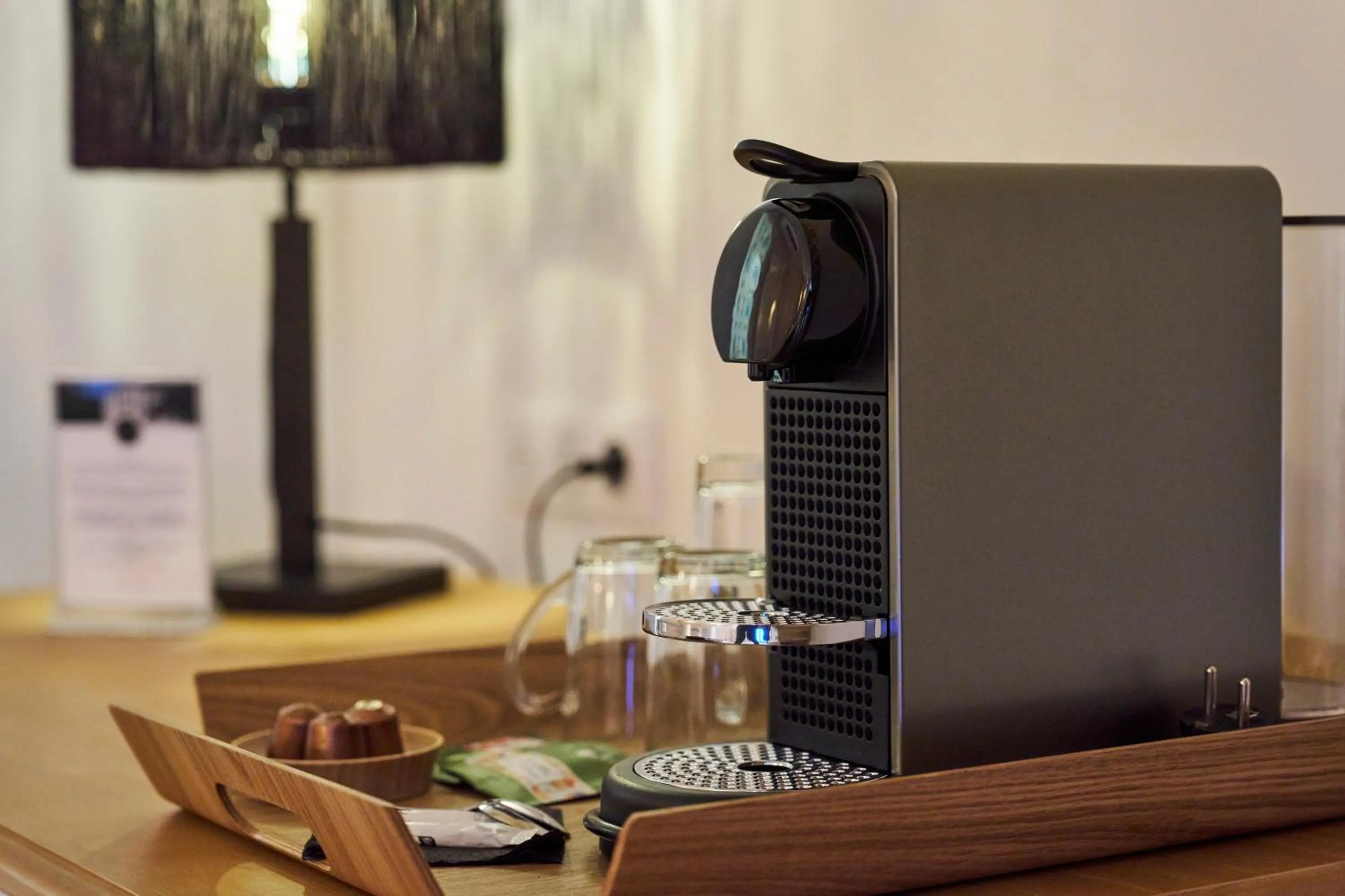 Coffee/tea facilities in Hôtel le Corbusson Laval Ouest