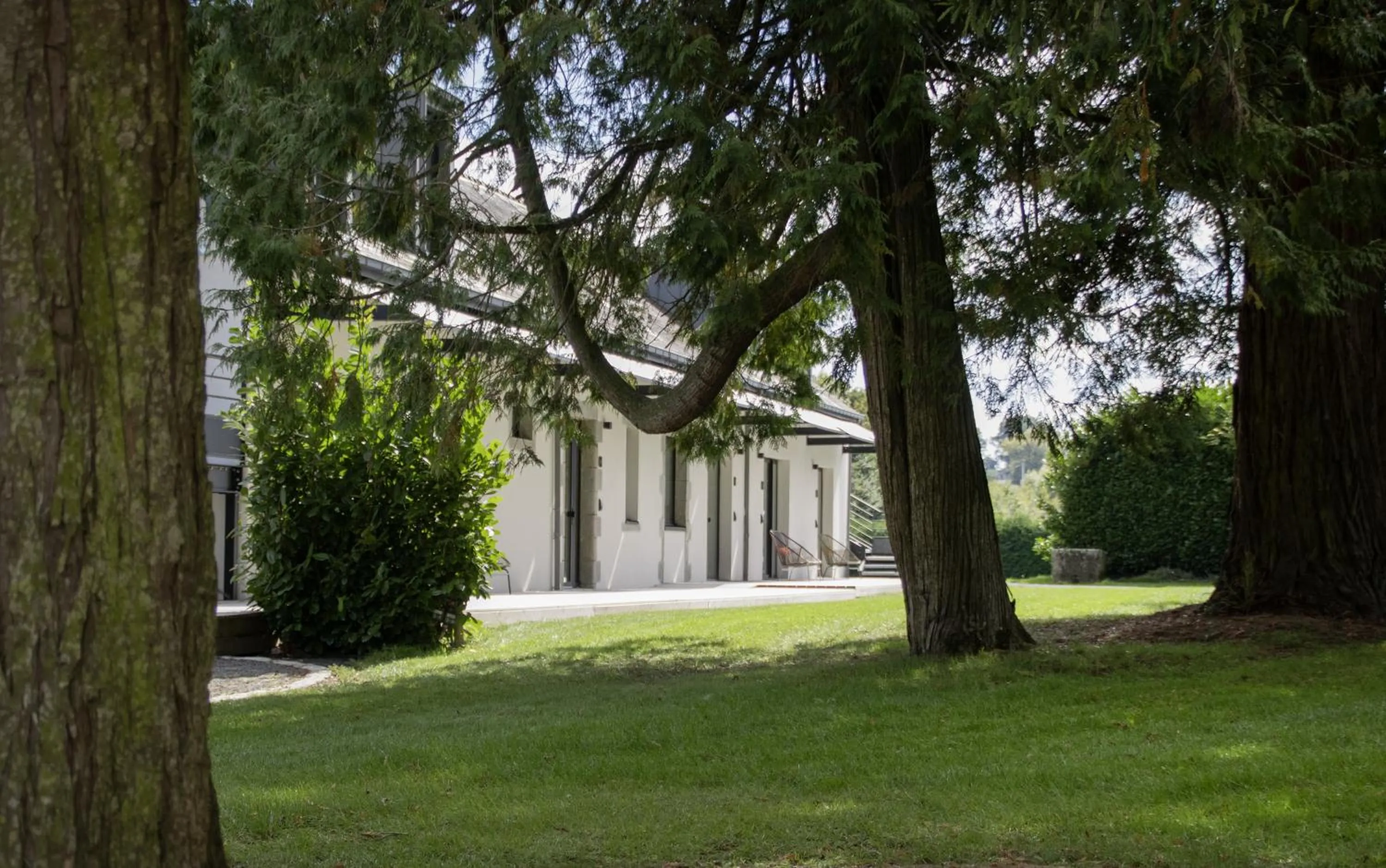 Spring in Hôtel le Corbusson Laval Ouest