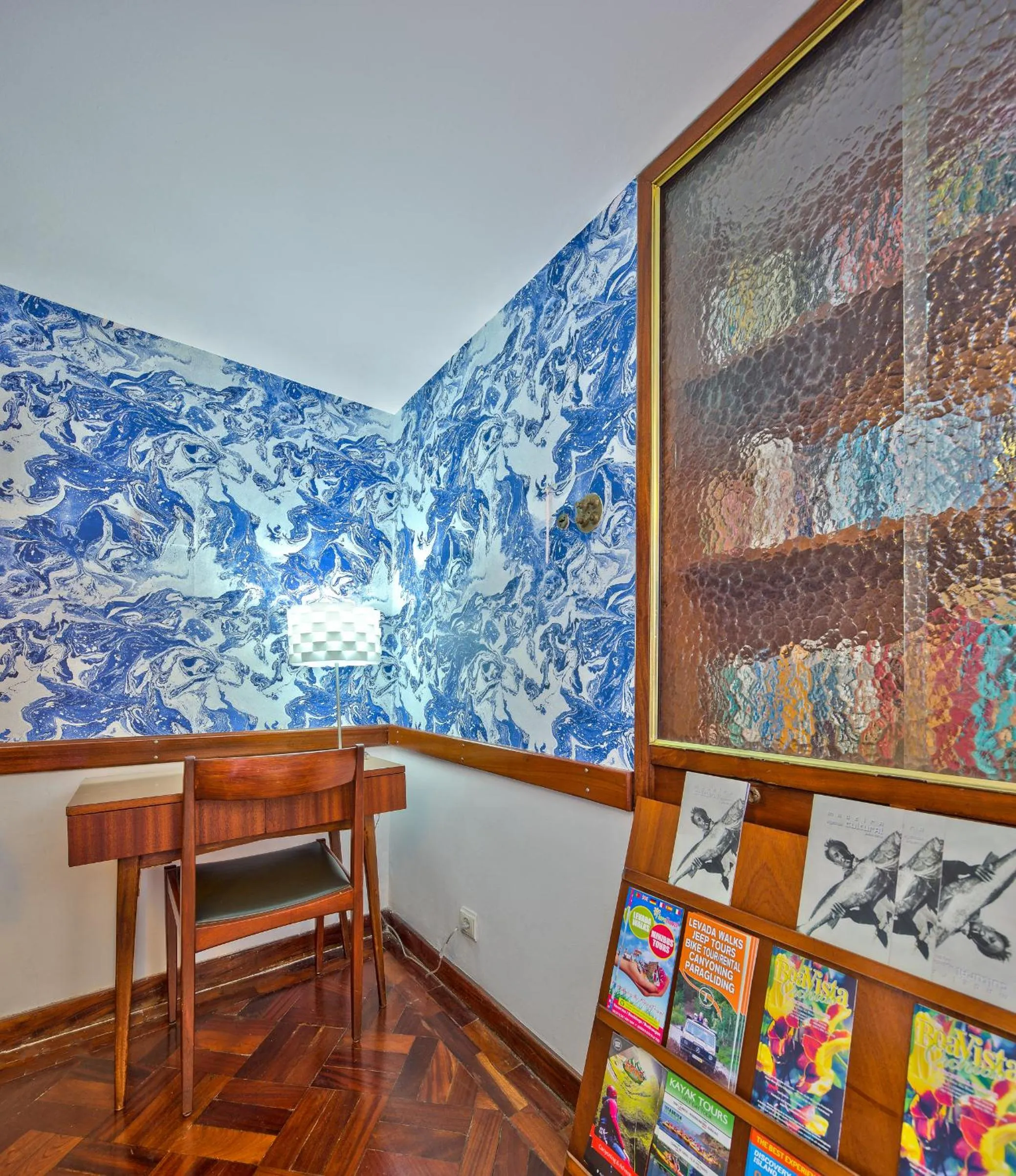 Library in Hotel Monte Carlo