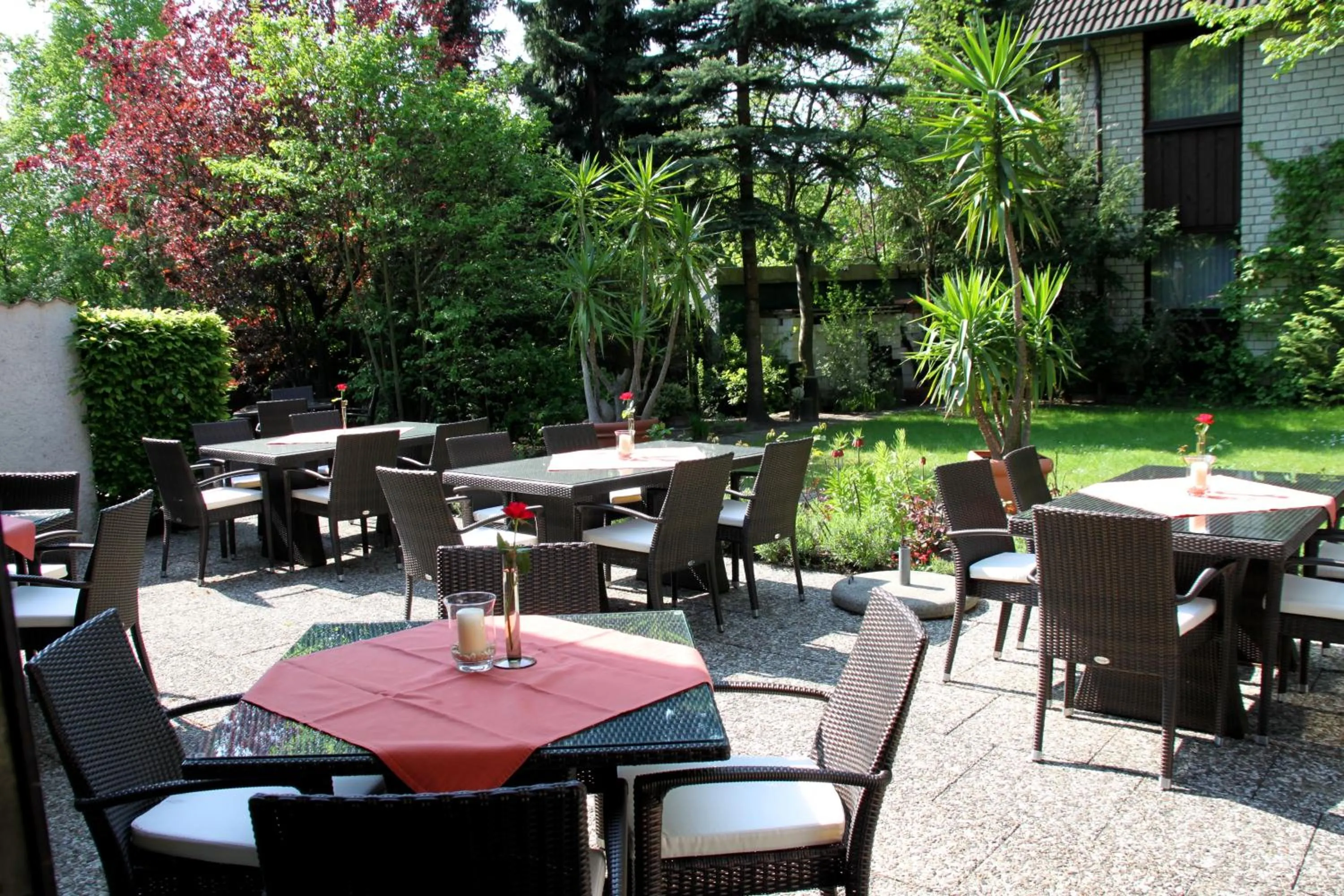 Patio in Hotel Simonshof