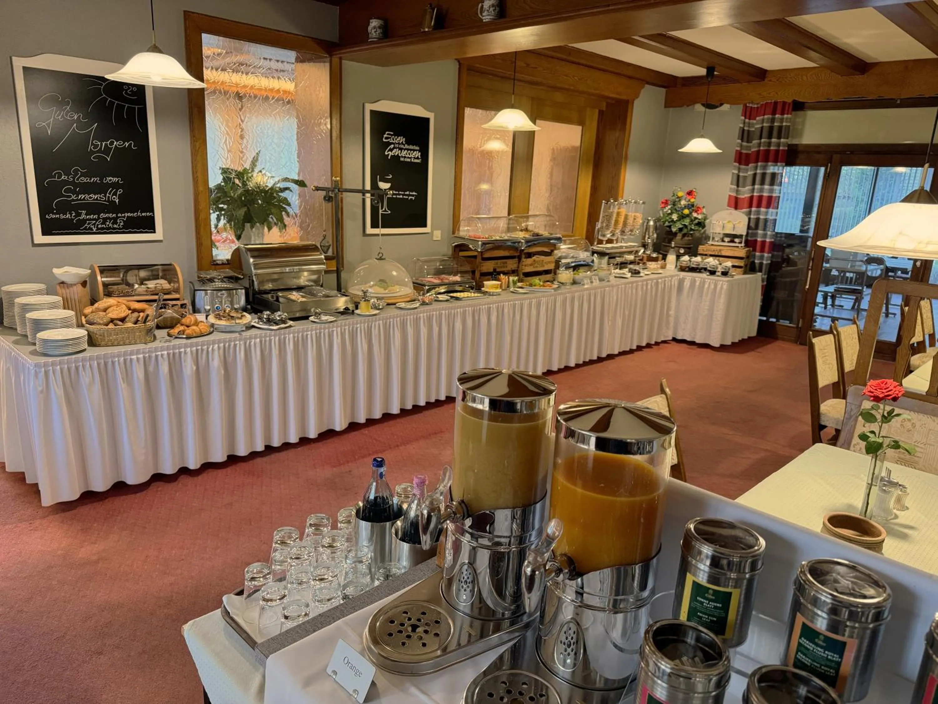 Restaurant/places to eat in Hotel Simonshof