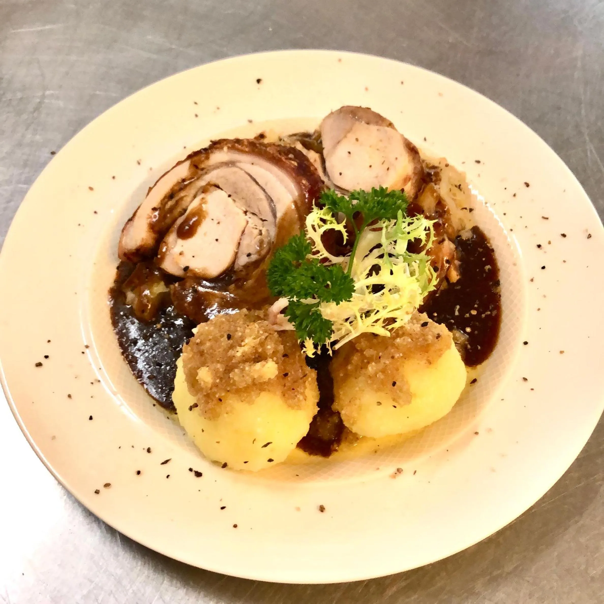 Restaurant/places to eat in Hotel Simonshof