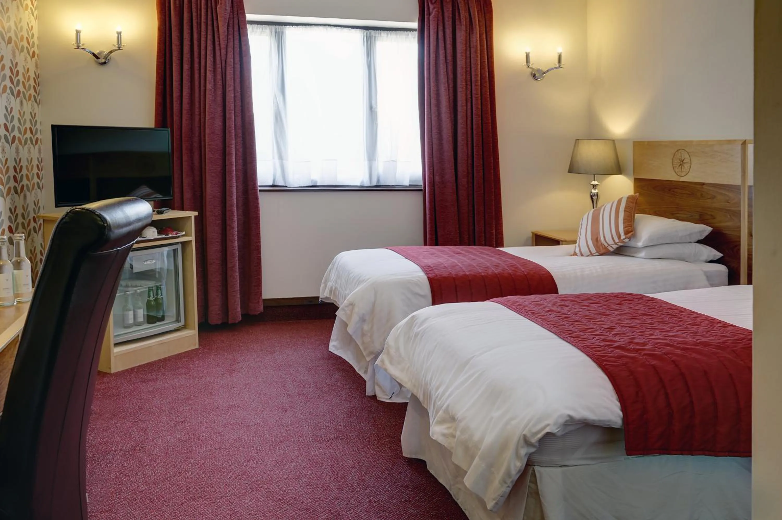 Bedroom, Bed in Best Western Compass Inn