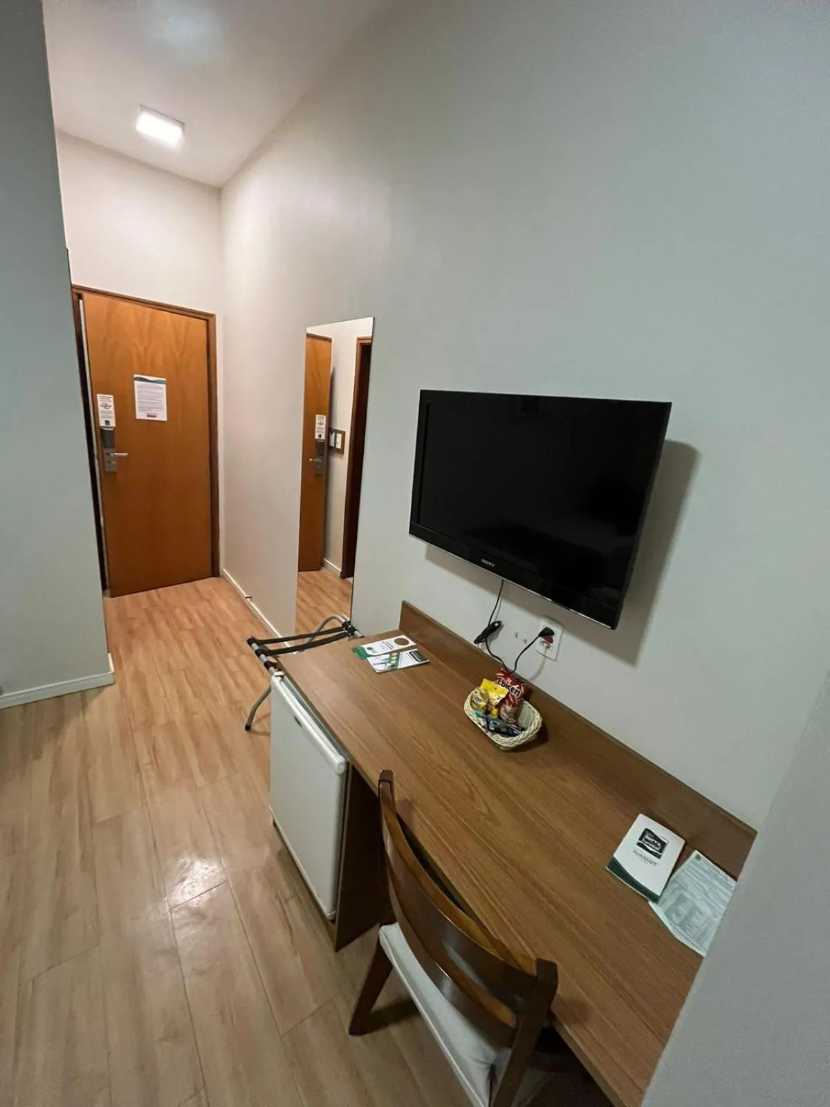 TV and multimedia in Hotel Serra de Jundiaí