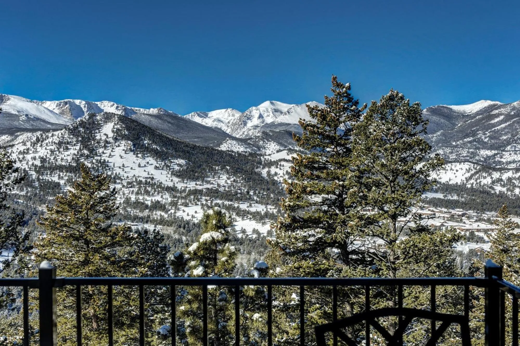 Natural landscape in Macmillan Home
