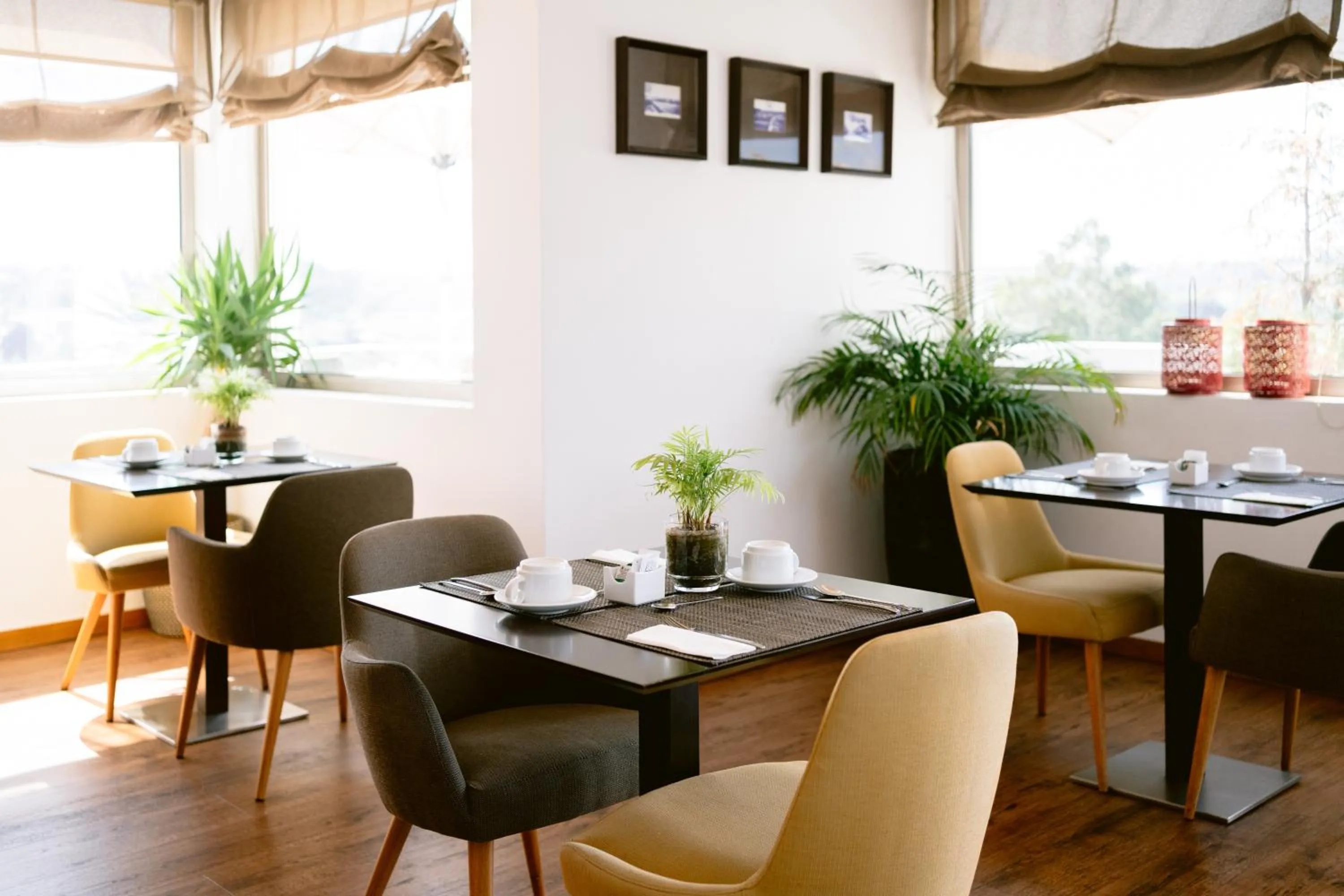 Restaurant/places to eat in Hotel Conde de Agueda