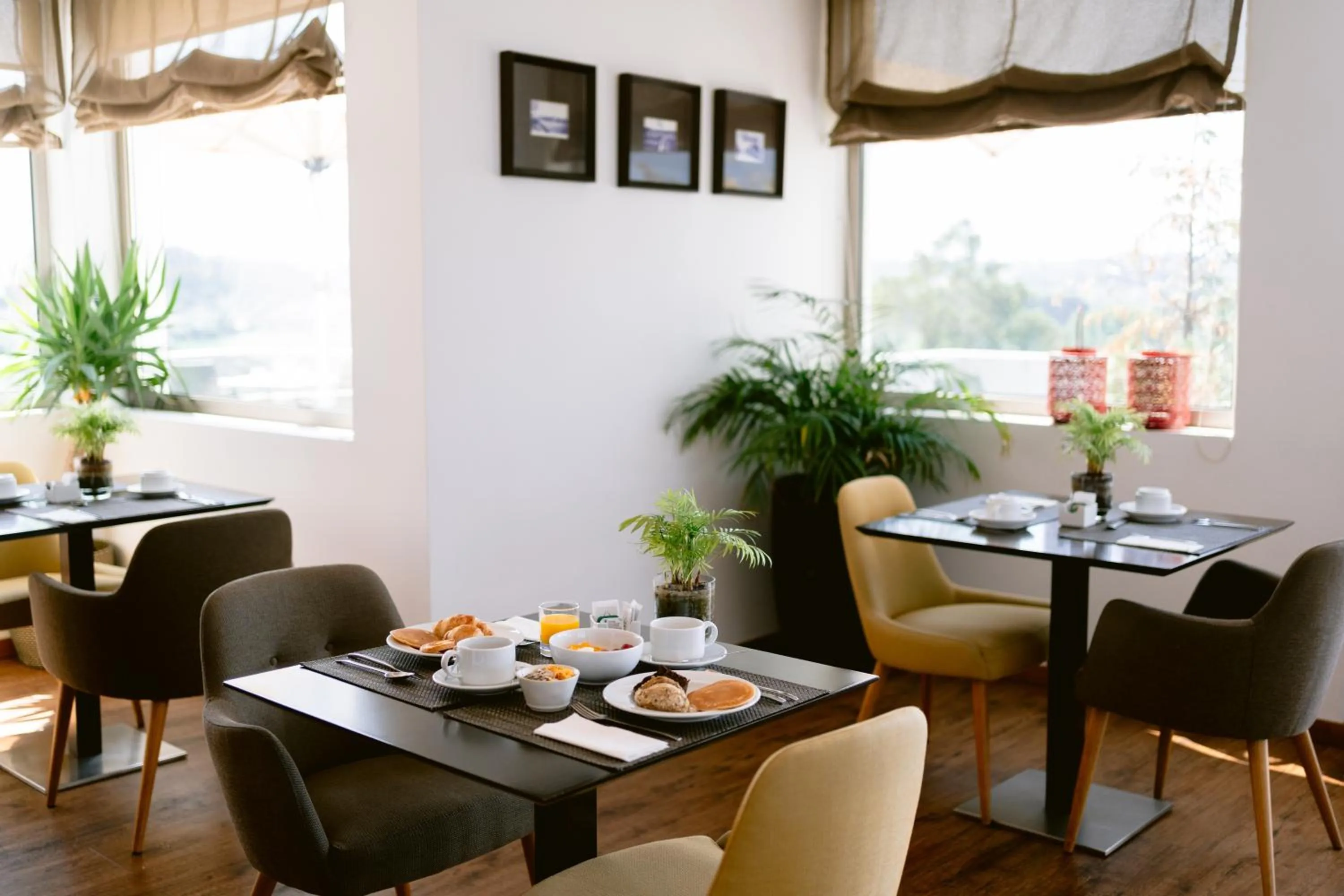 Restaurant/places to eat in Hotel Conde de Agueda