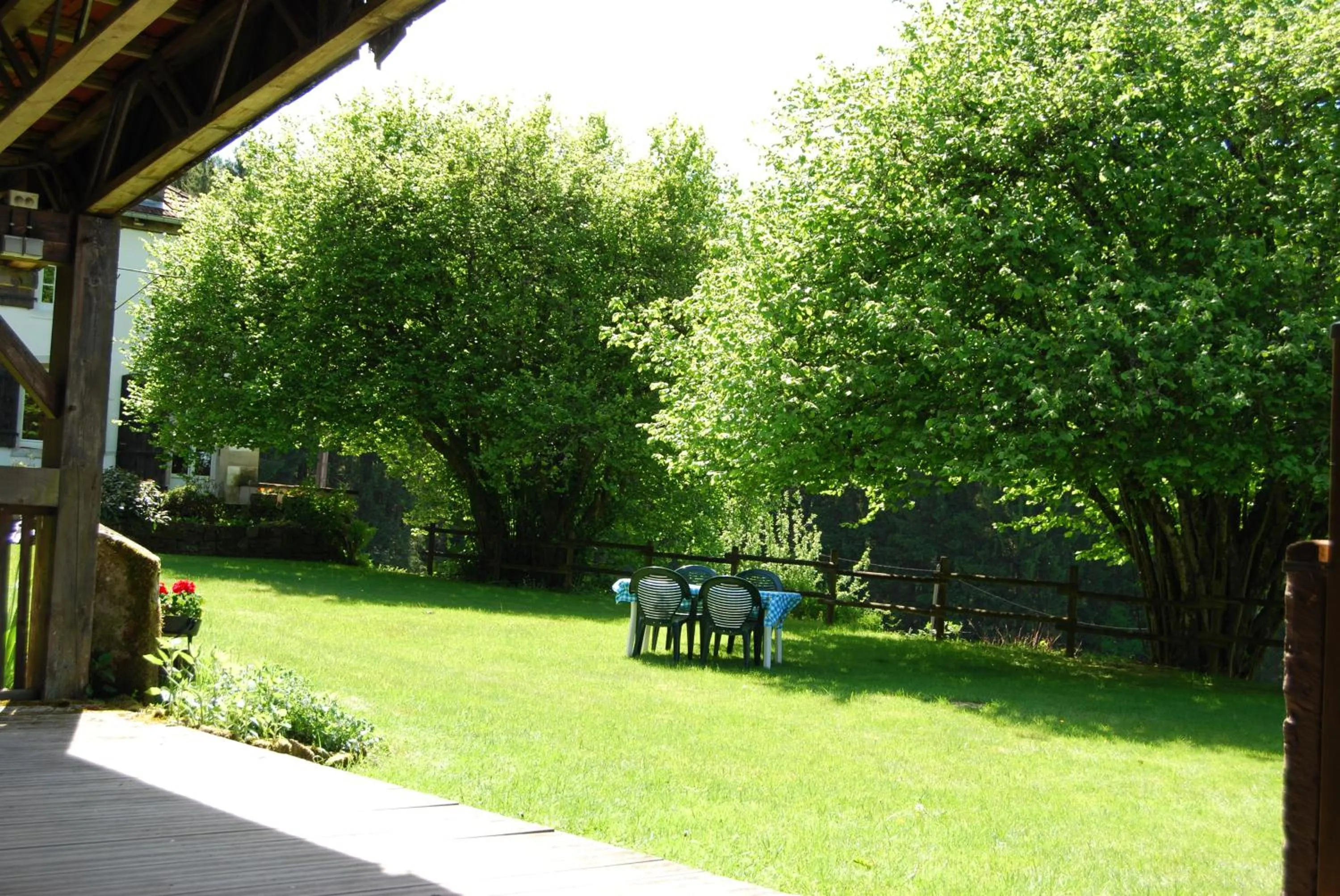 Garden in Chambre d'hôtes Kieffer Le Grand Bienfaisy