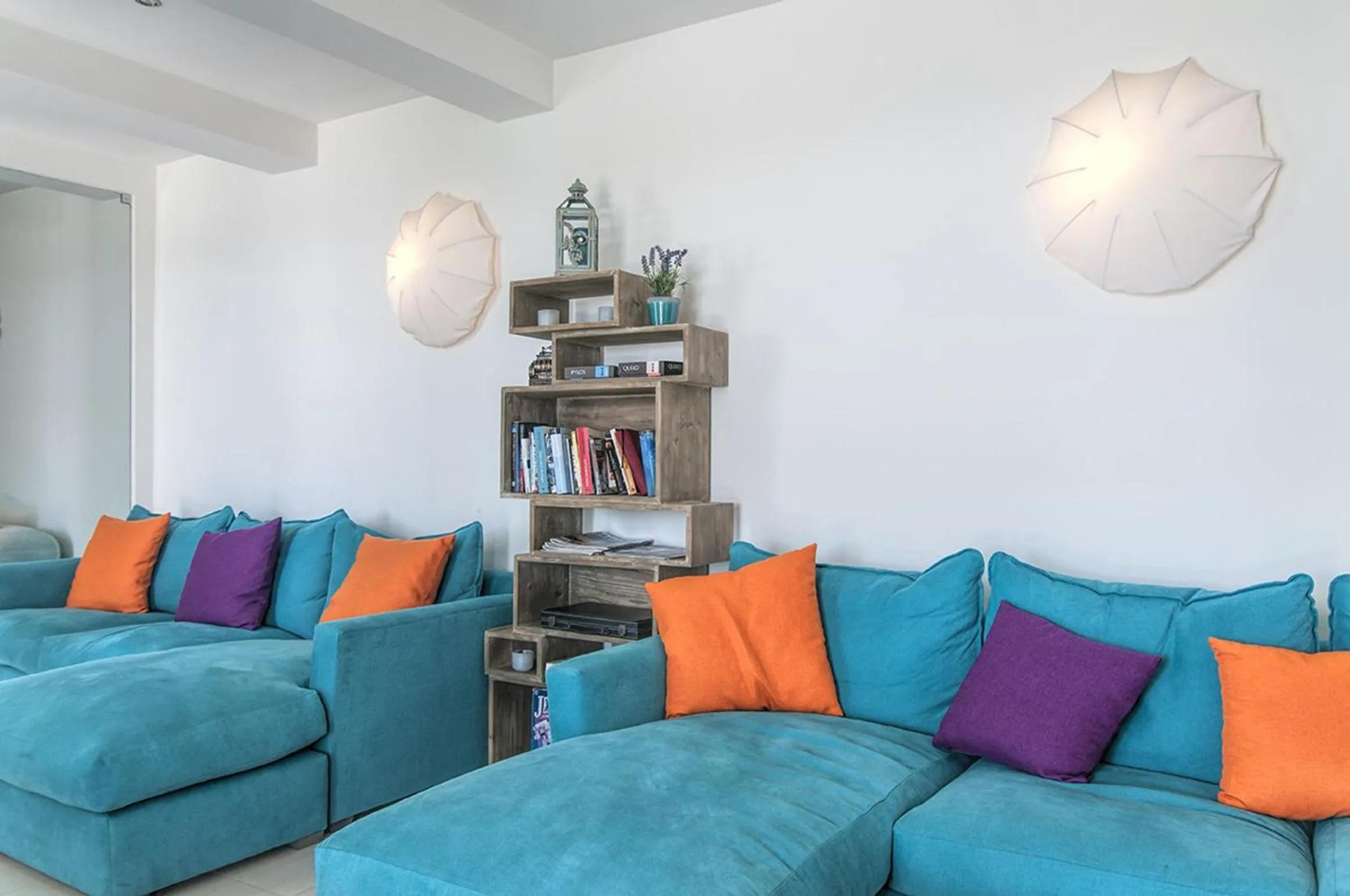 Communal lounge/ TV room in Mareta View - Boutique Bed & Breakfast