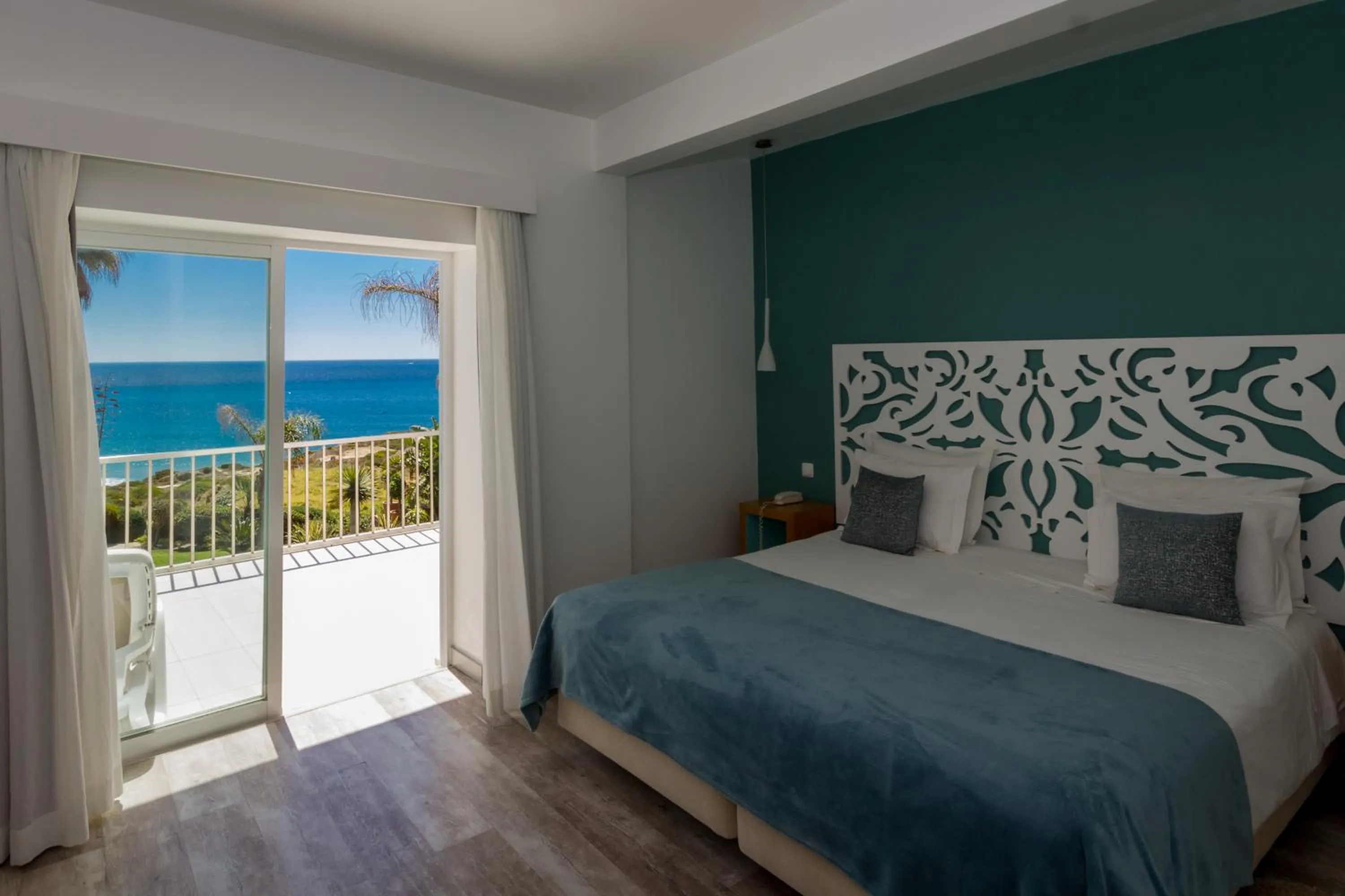 Balcony/Terrace, Bed in Mareta View - Boutique Bed & Breakfast