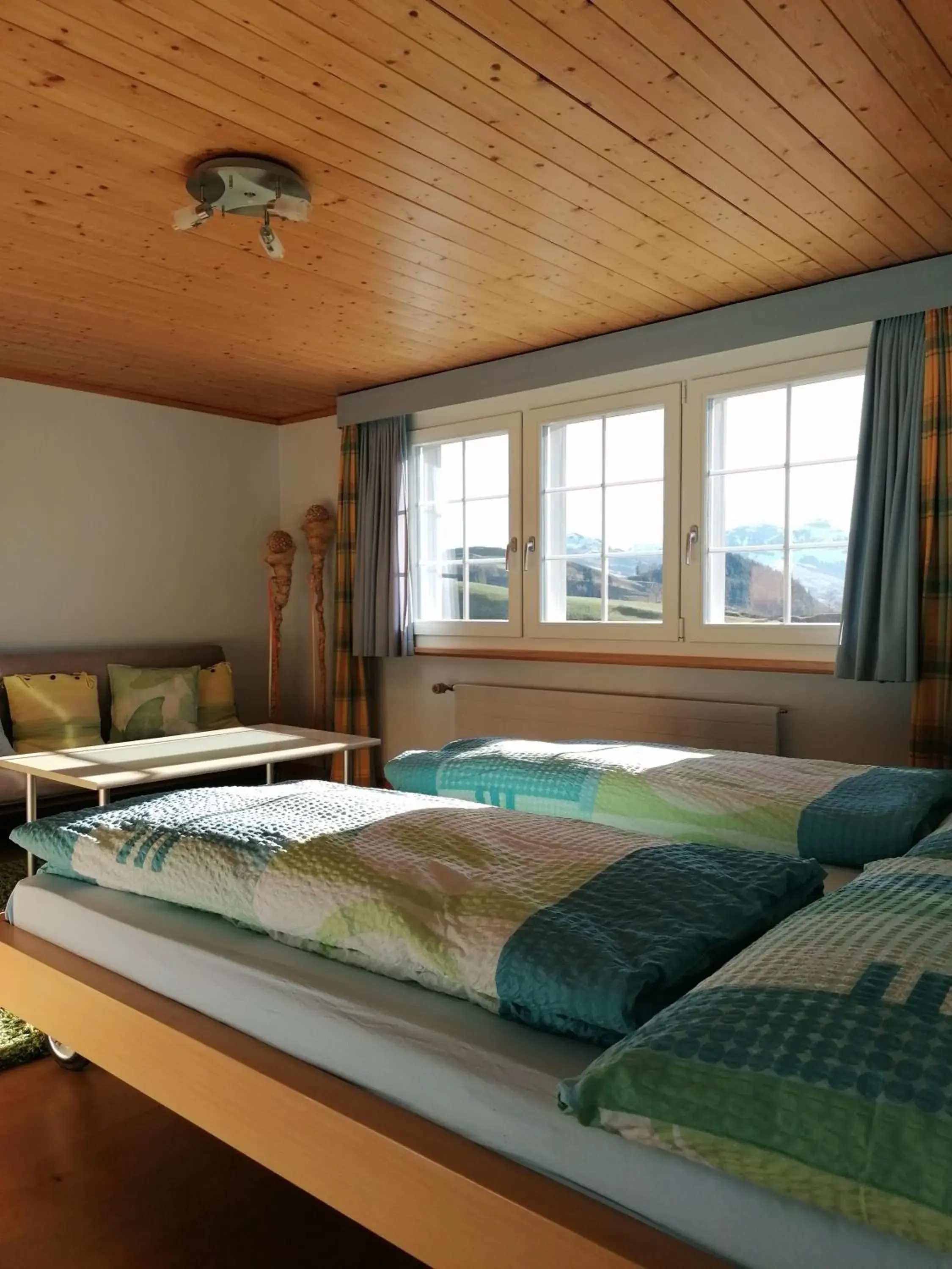 Large Double Room in Gasthaus Bären Schlatt Large Double Room in Gasthaus Bären Schlatt