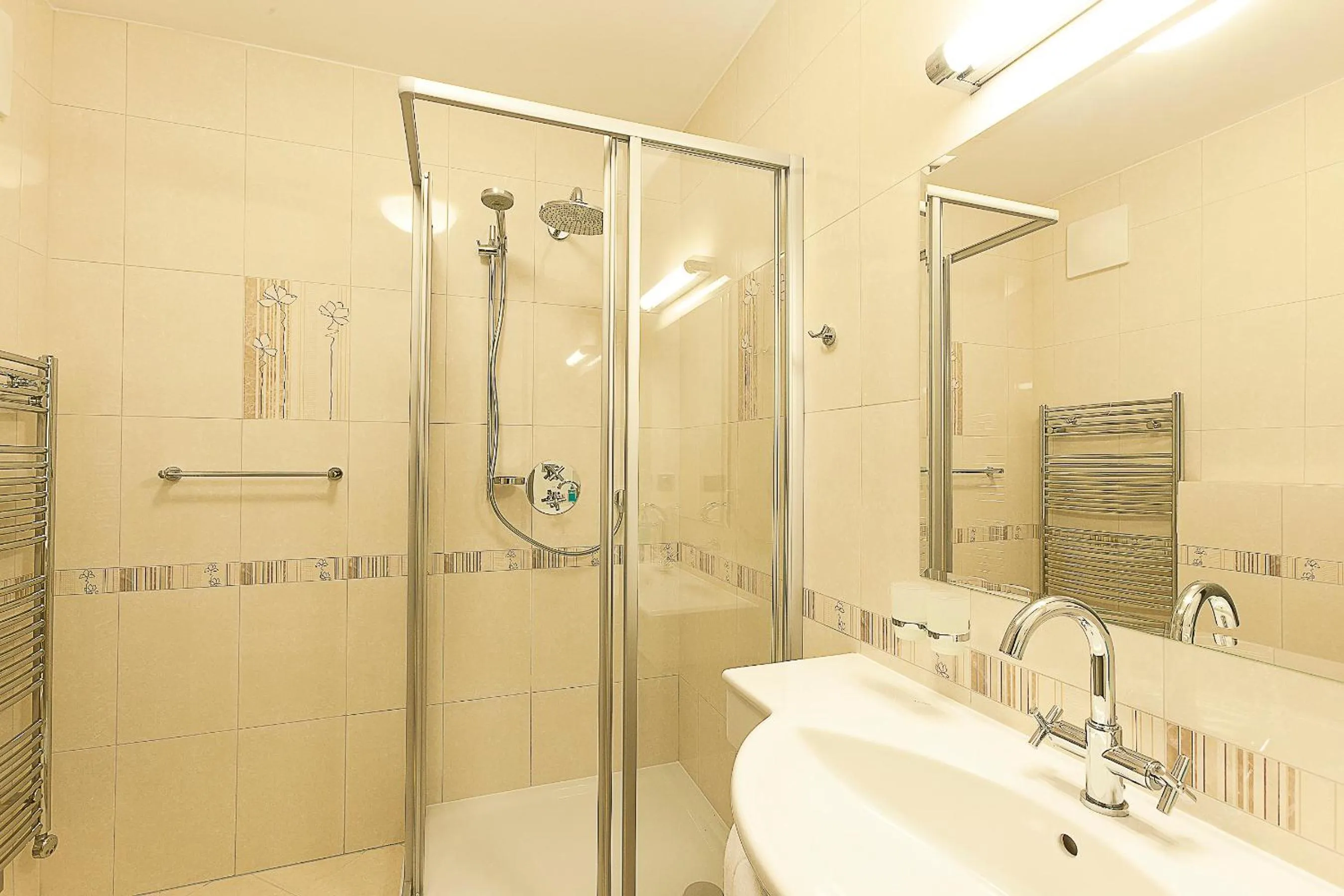 Shower in Hotel Krčínův Dům