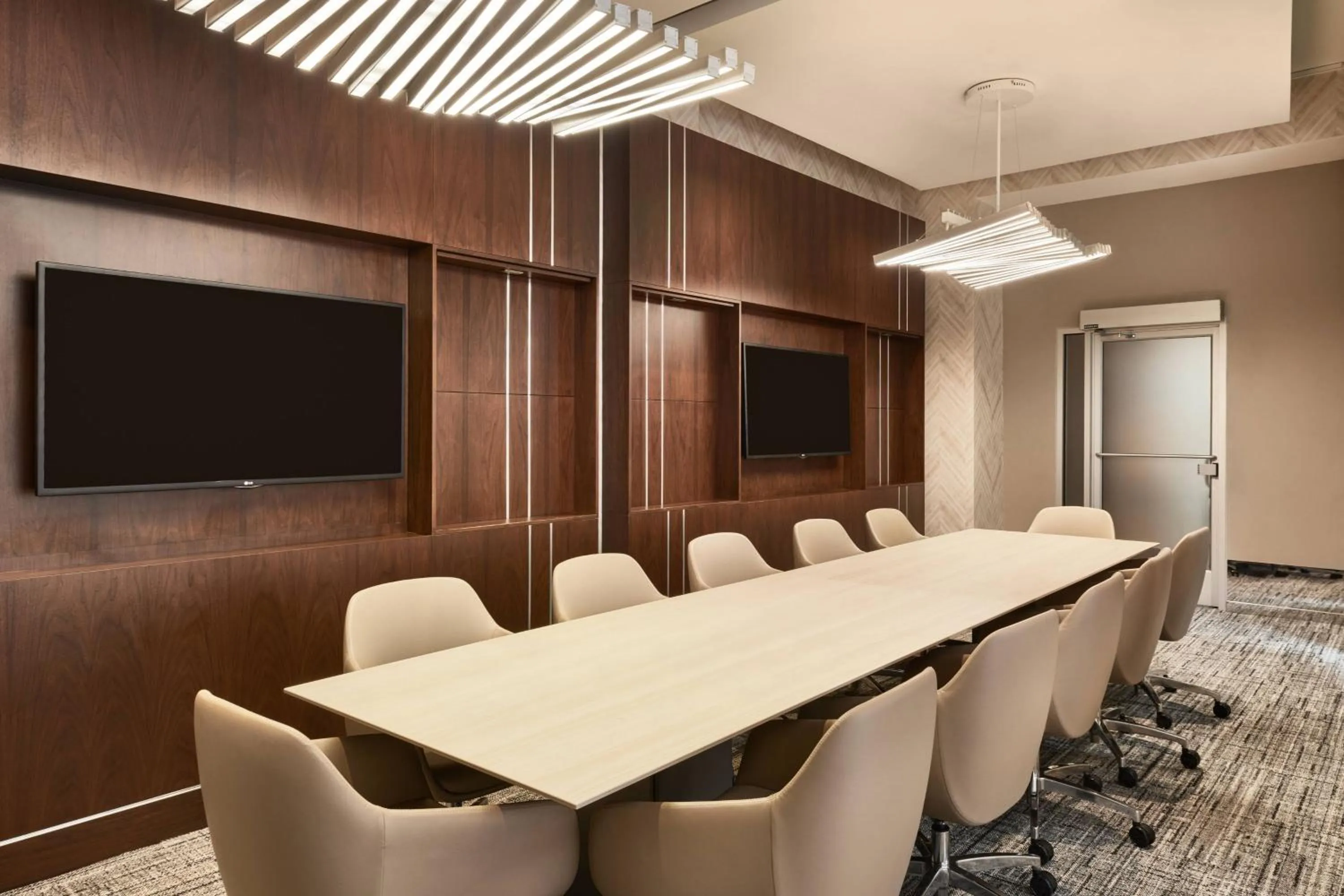 Meeting/conference room in AC Hotel by Marriott New Orleans French Quarter