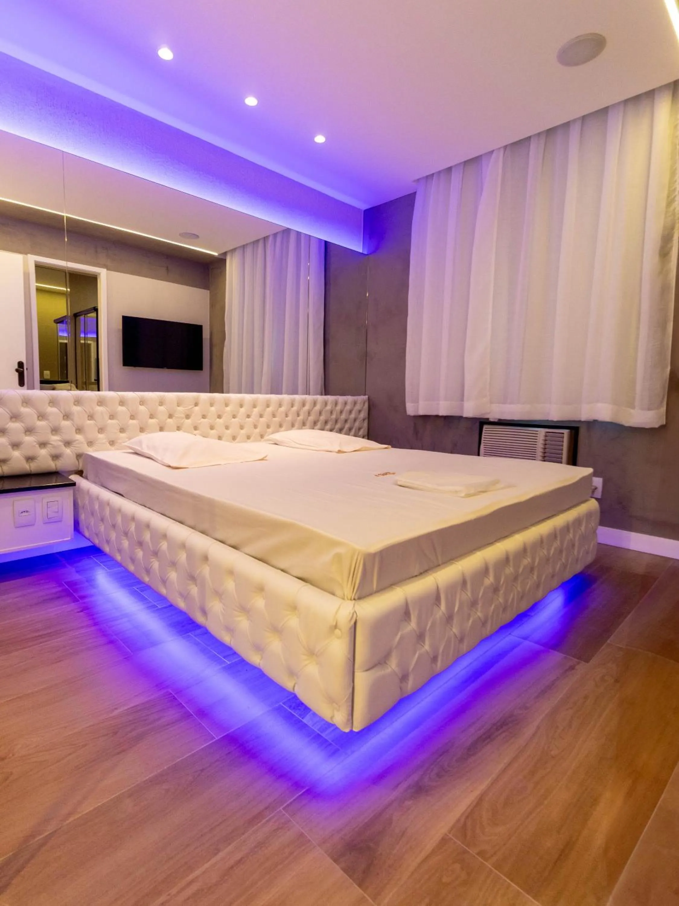 Bed in Hotel Malaga (Adult Only)