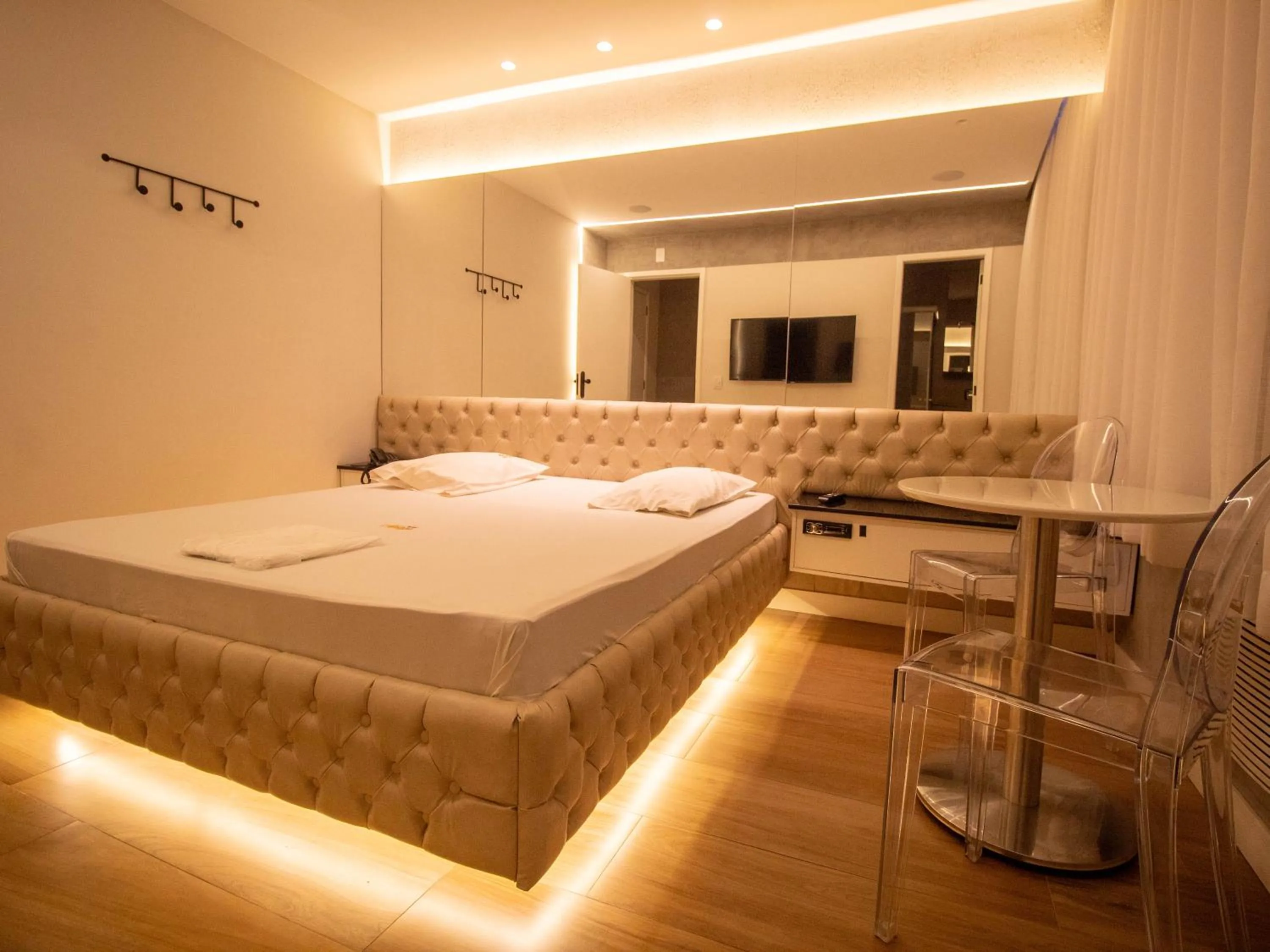 Bed in Hotel Malaga (Adult Only)