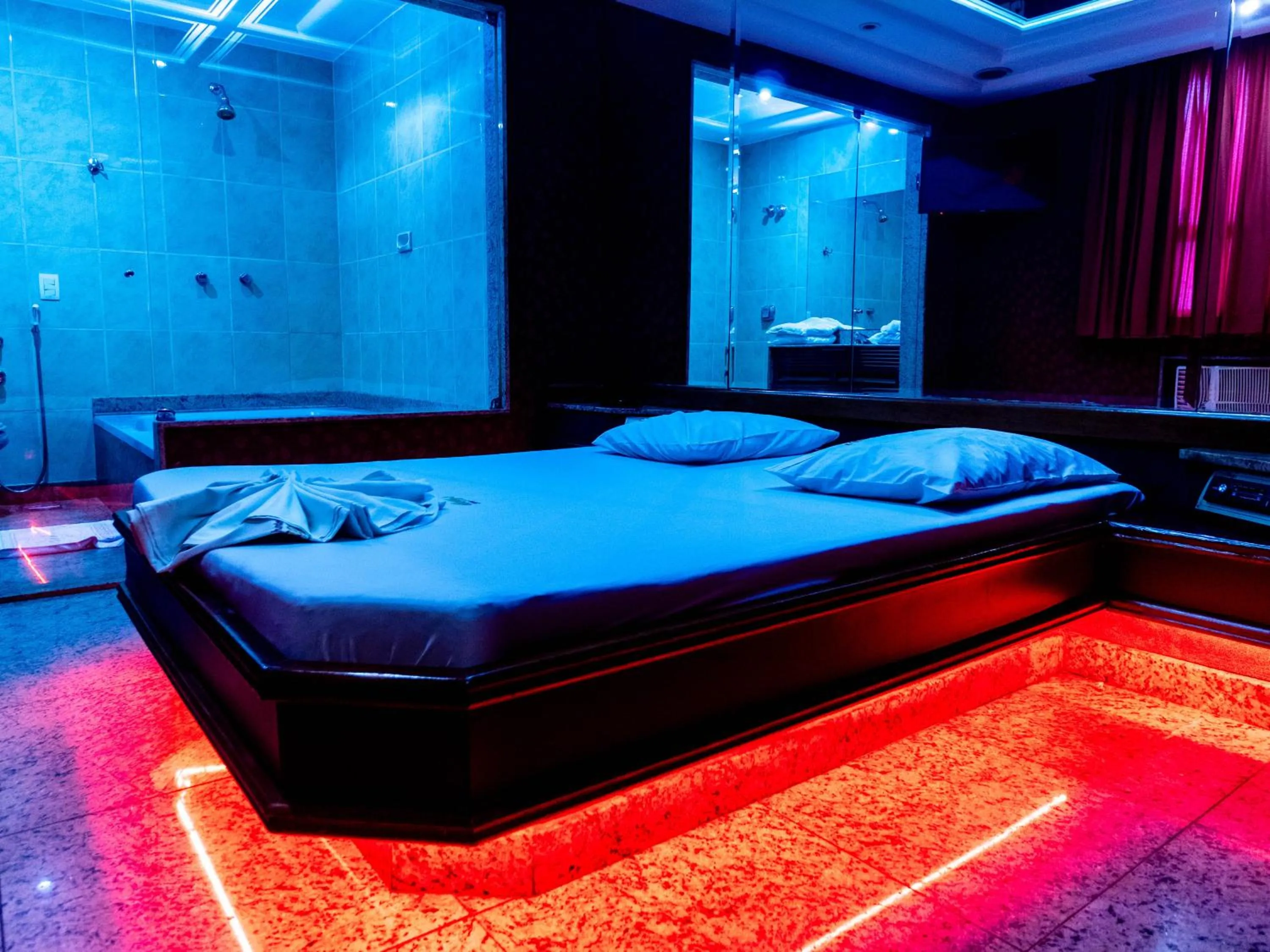 Photo of the whole room, Bed in Hotel Malaga (Adult Only)