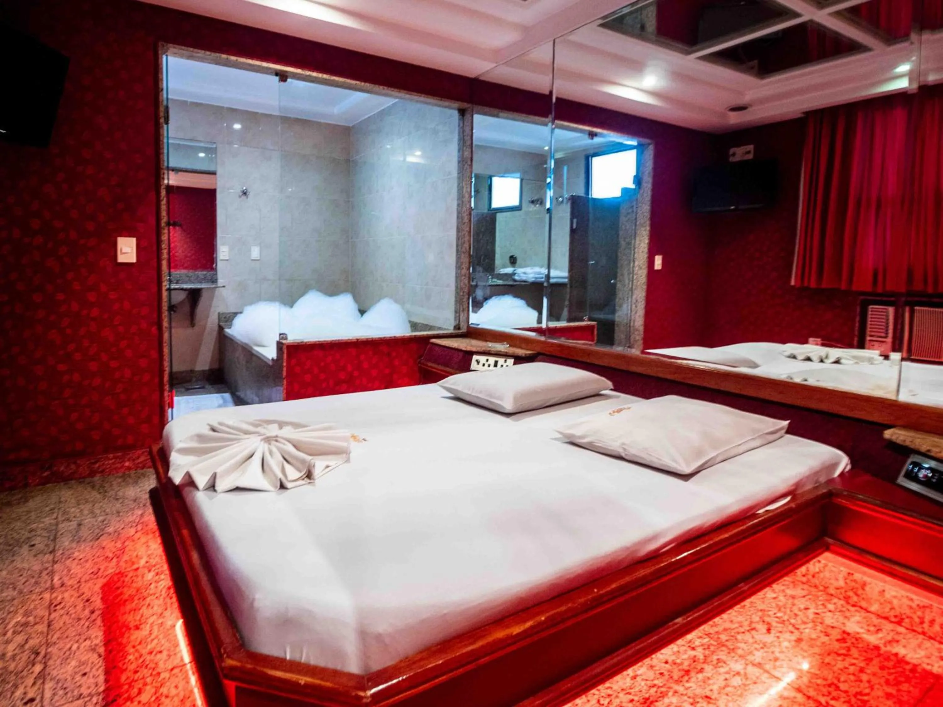 Bed in Hotel Malaga (Adult Only)