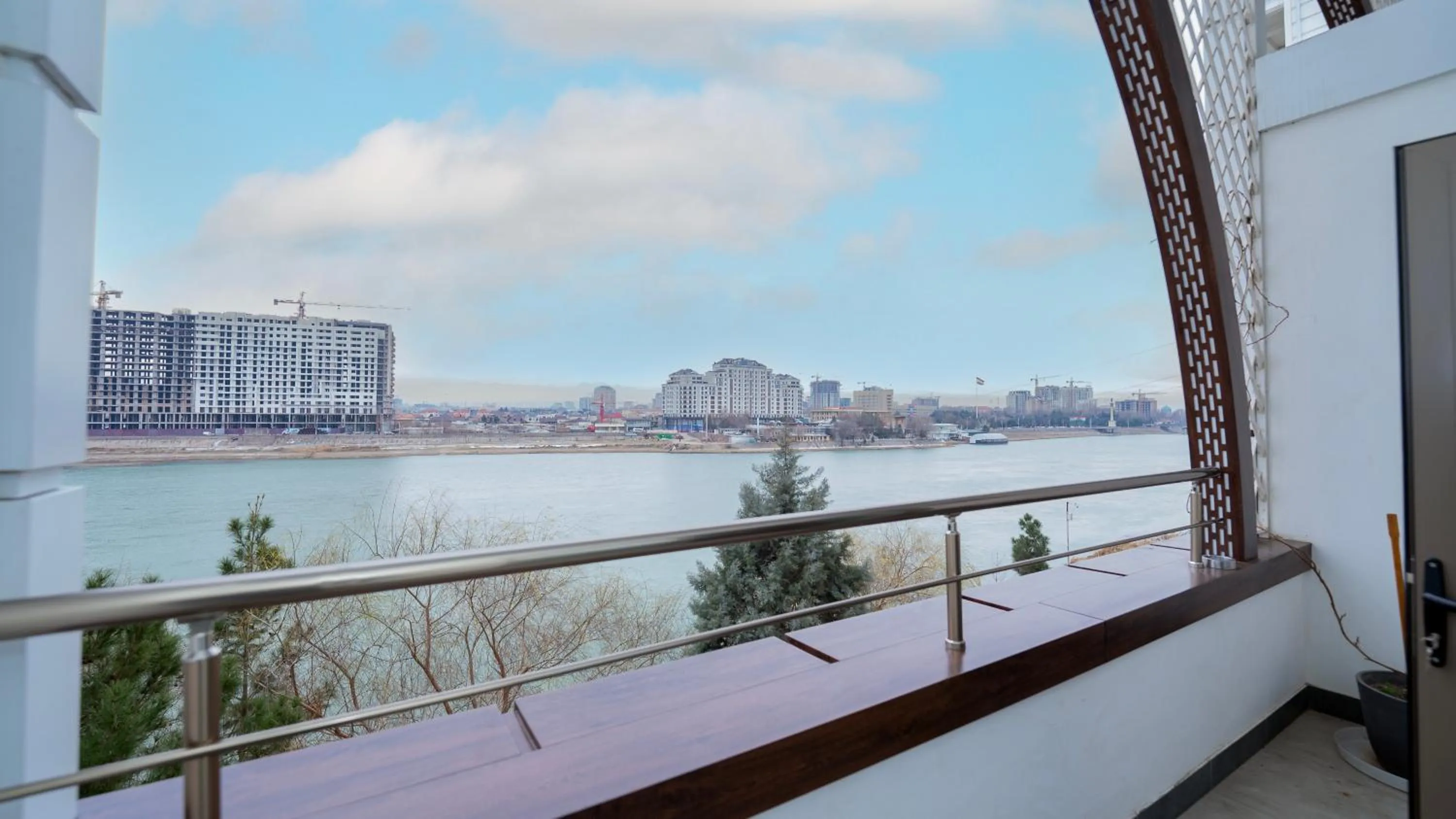 Parliament Palace Hotel