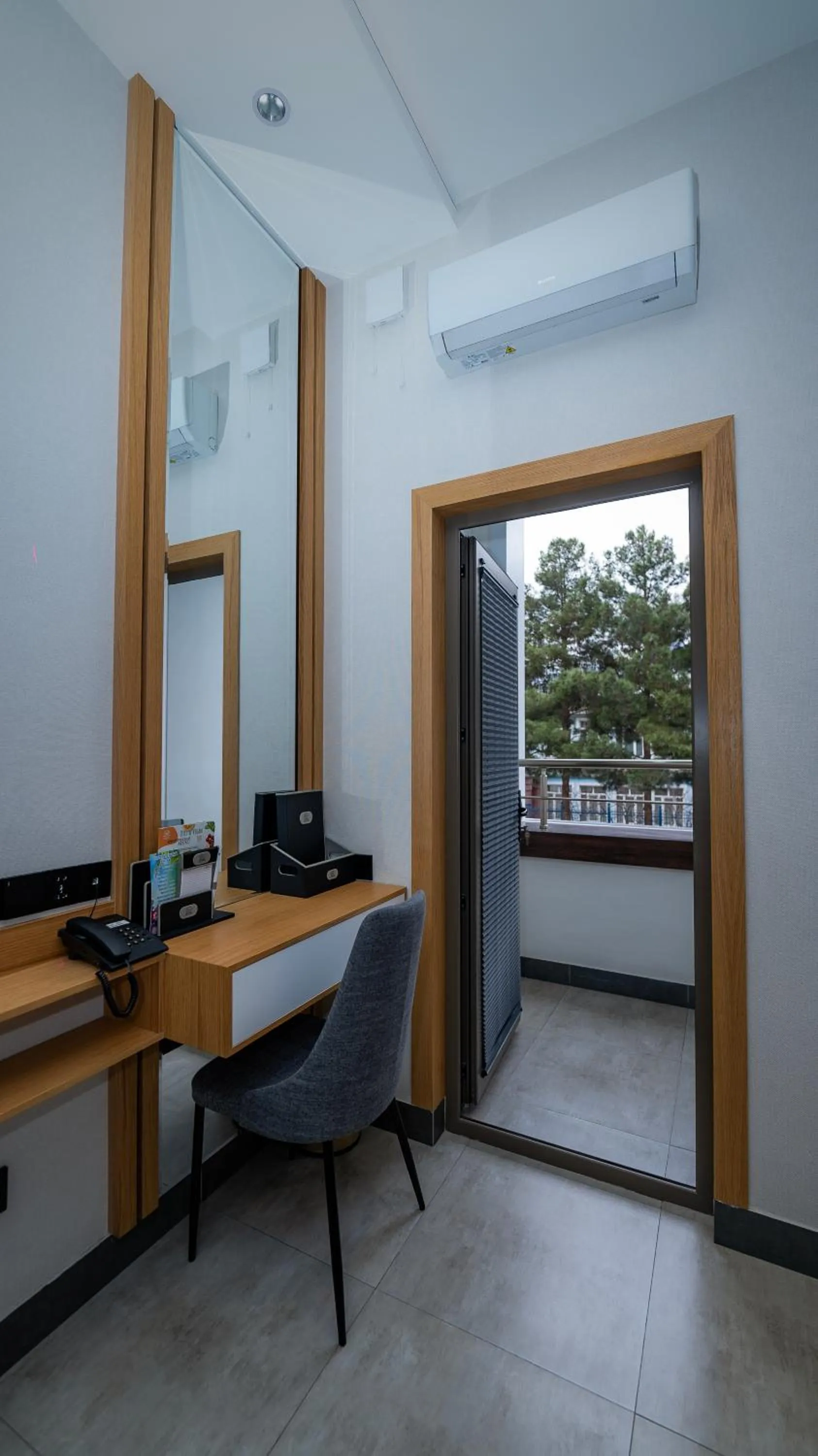 Parliament Palace Hotel