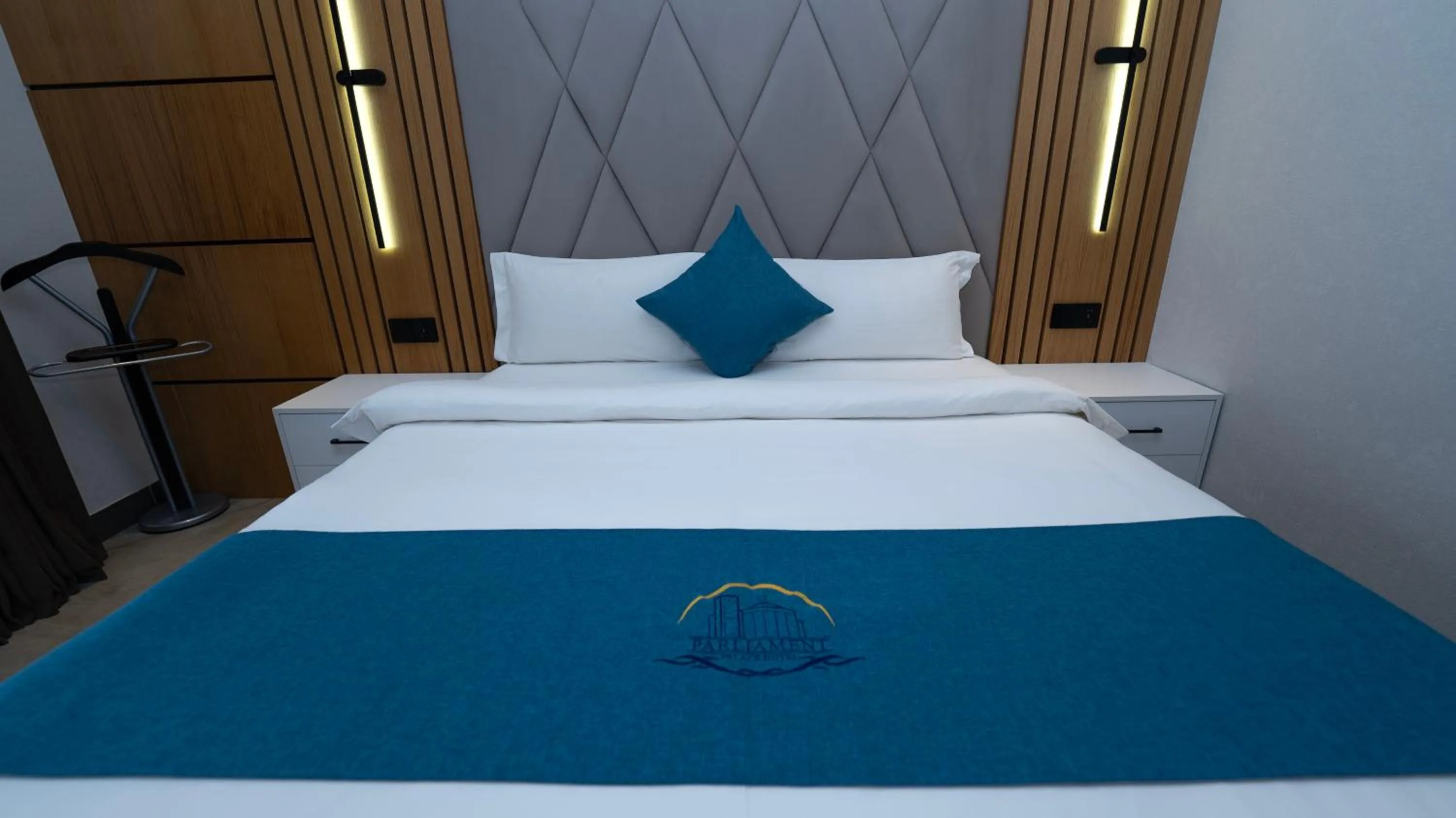 Bed in Parliament Palace Hotel