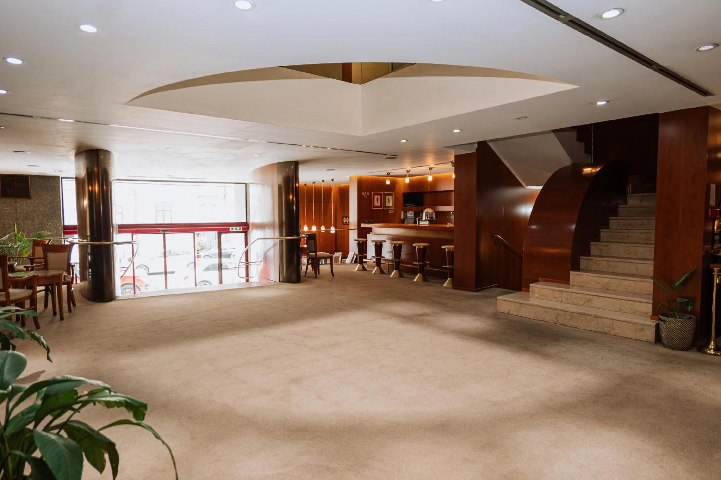 Lobby or reception in Hotel Duke Romana City Center