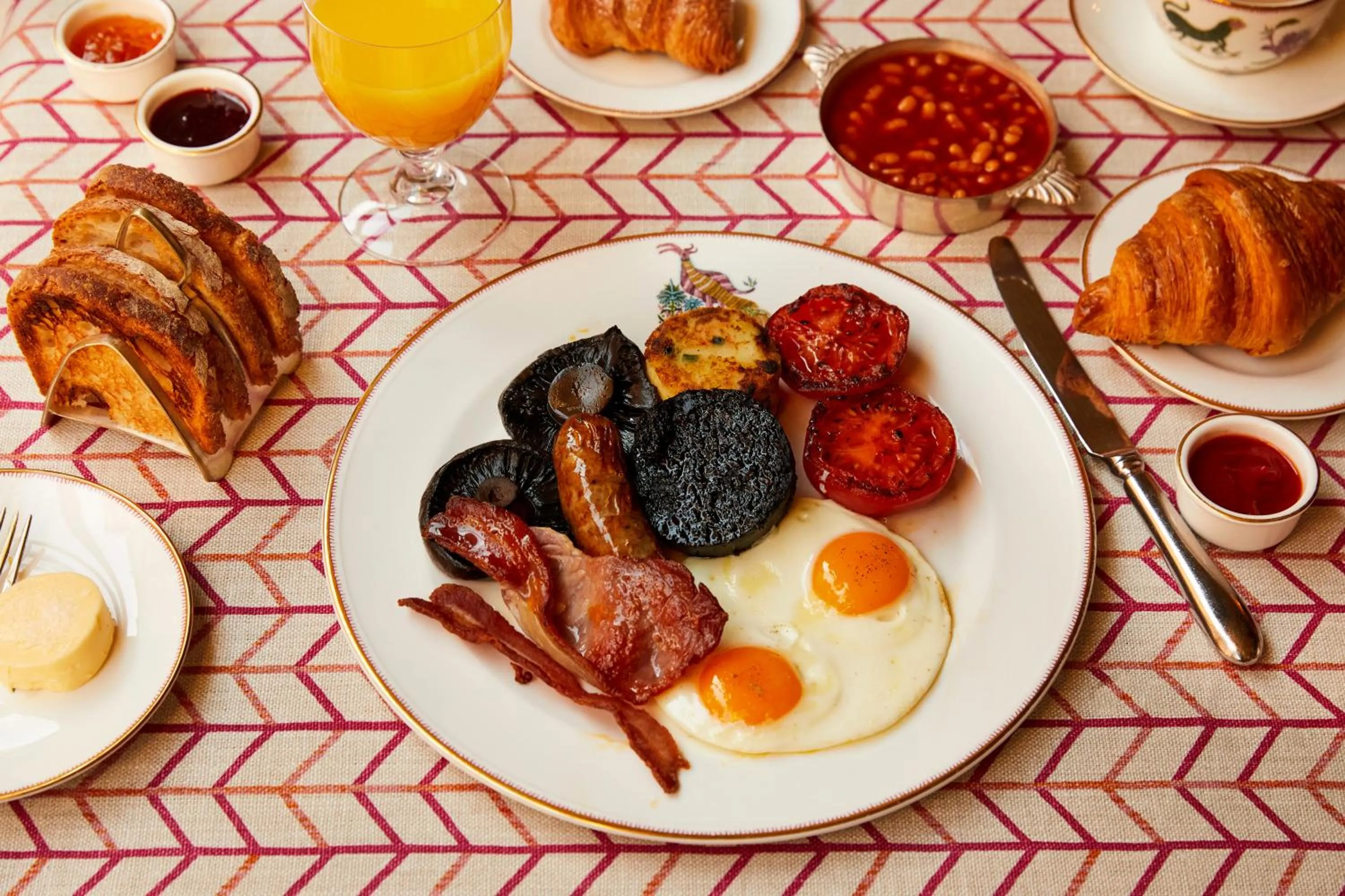 Breakfast in Knightsbridge Hotel, Firmdale Hotels