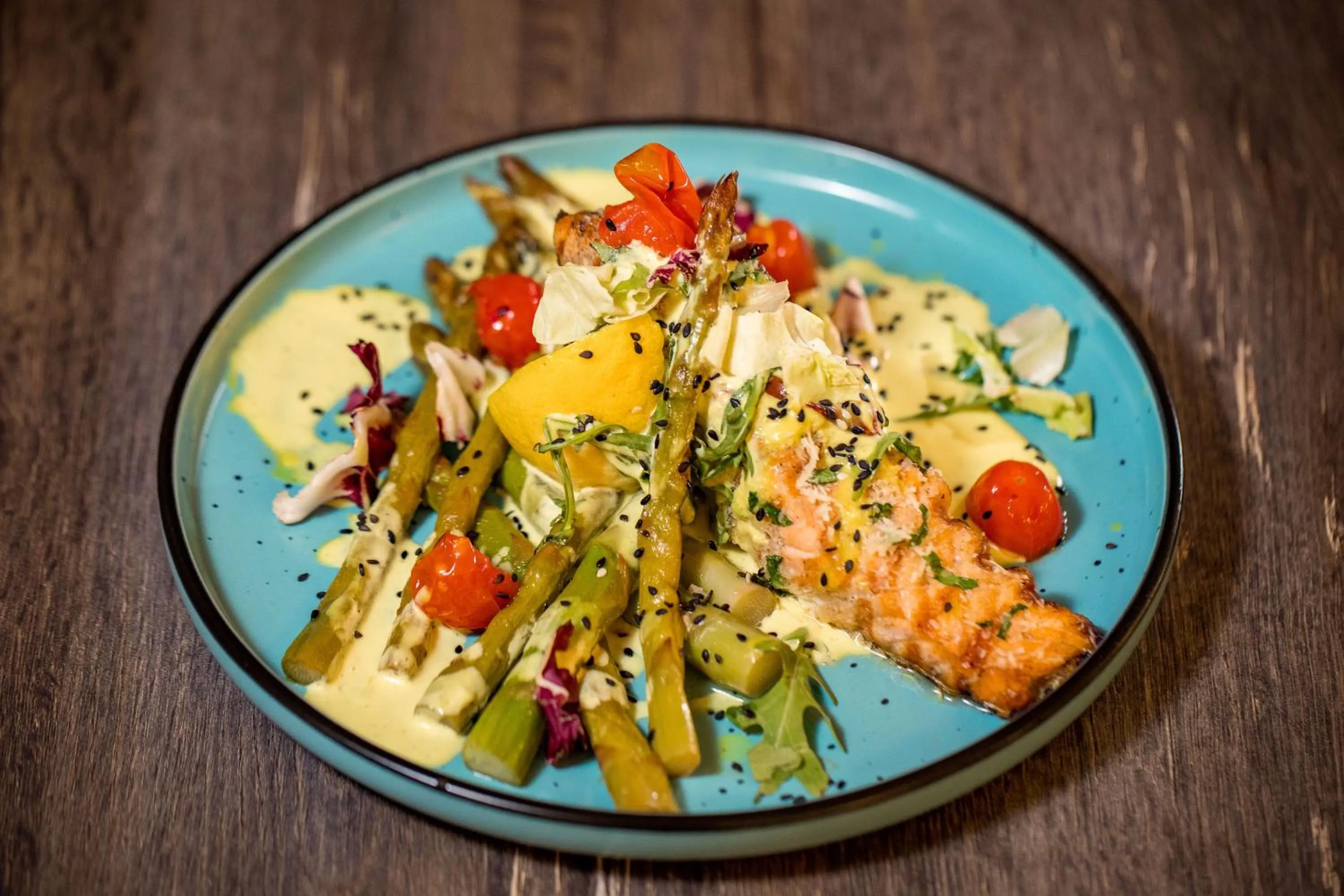 Restaurant/places to eat in Samaa Hotel