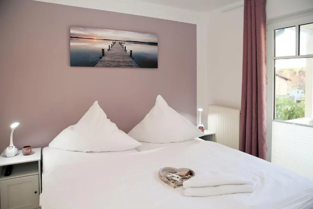 Bed in Strandschlösschen Appartement 19