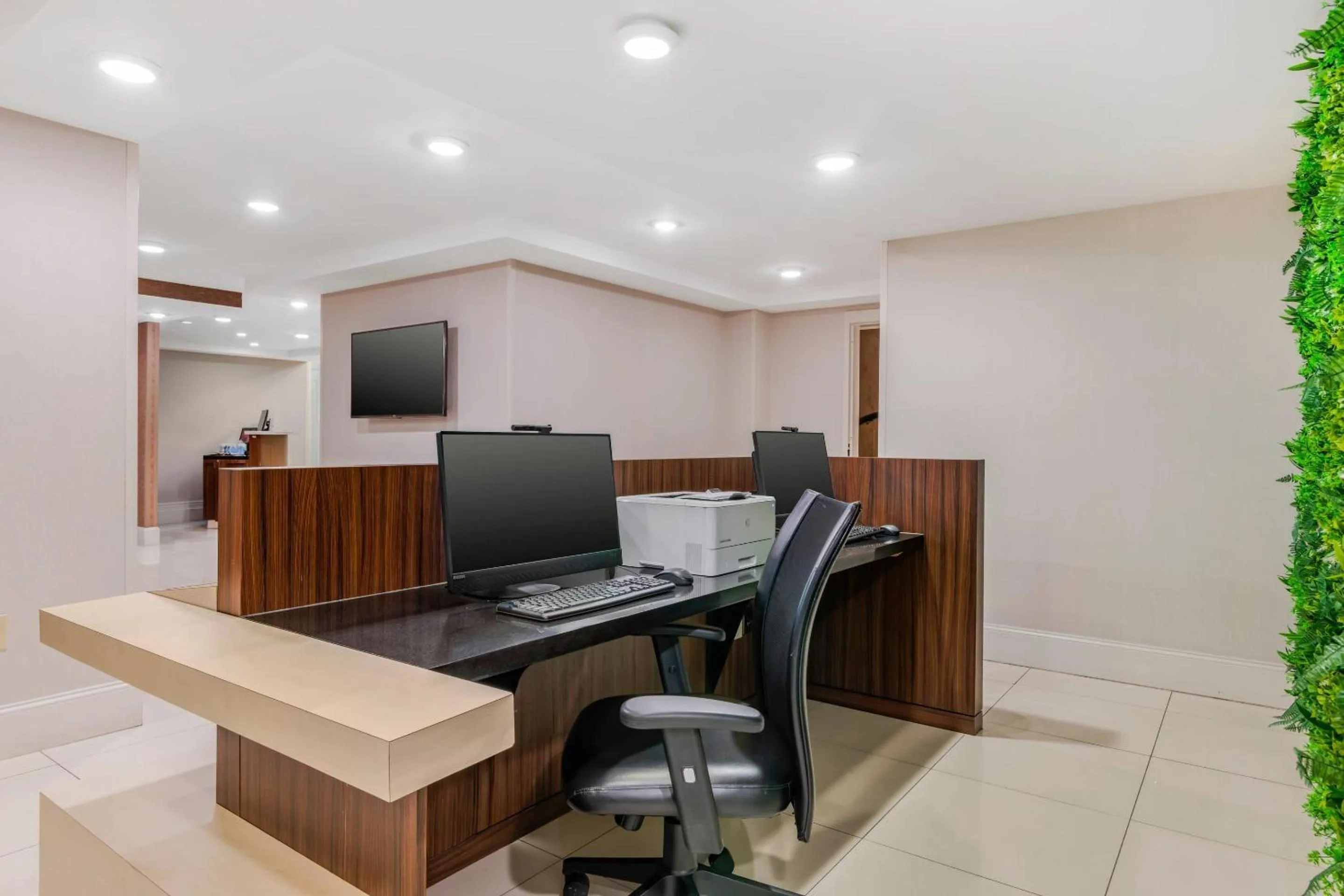 Business facilities in The Connally Hotel Downtown Atlanta, an Ascend Collection Hotel