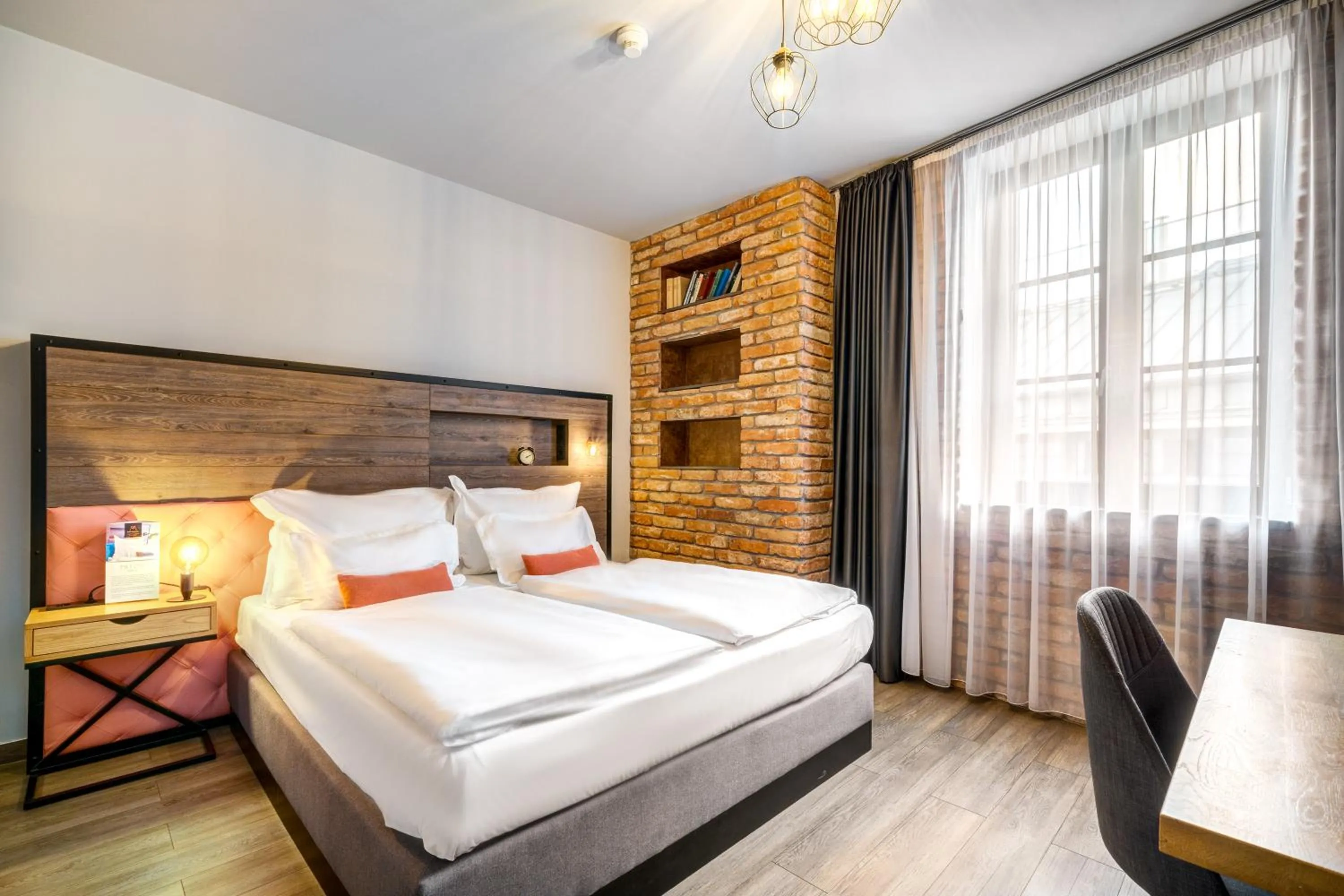 Photo of the whole room, Bed in Hotel Memories OldTown