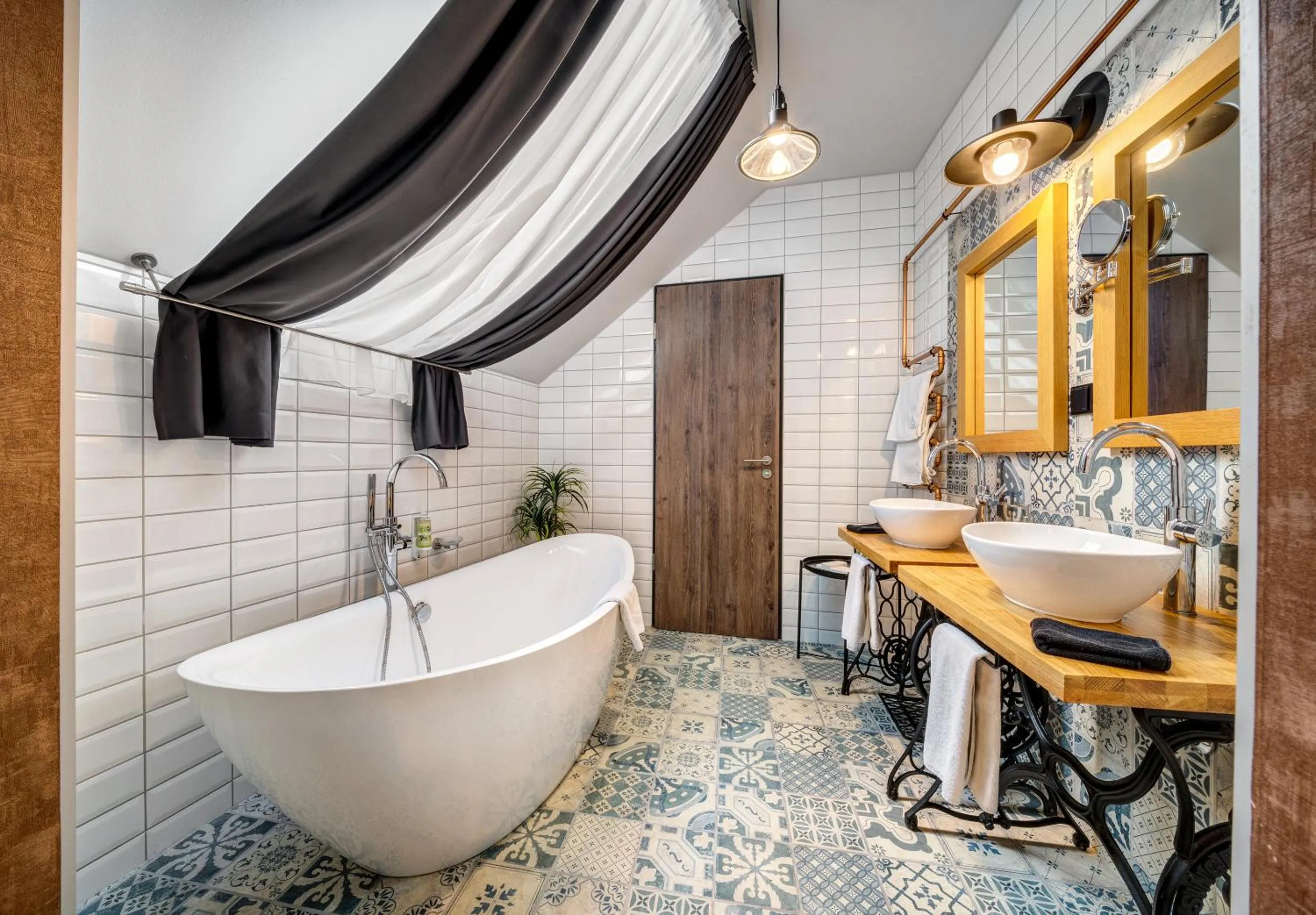 Bathroom in Hotel Memories OldTown