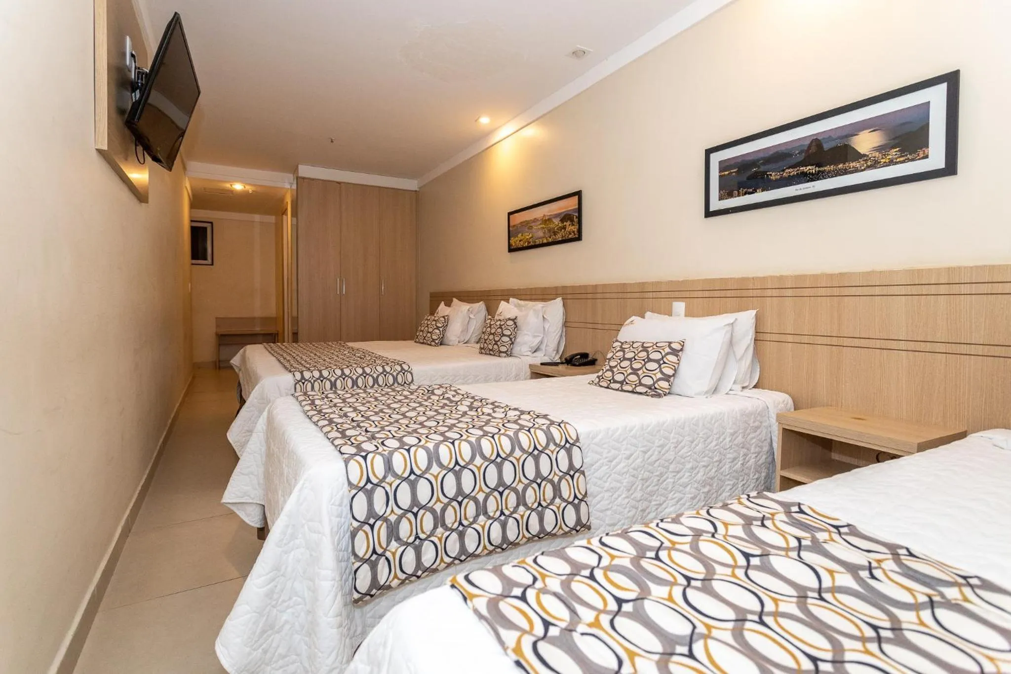 Bedroom, Bed in Fluminense Hotel