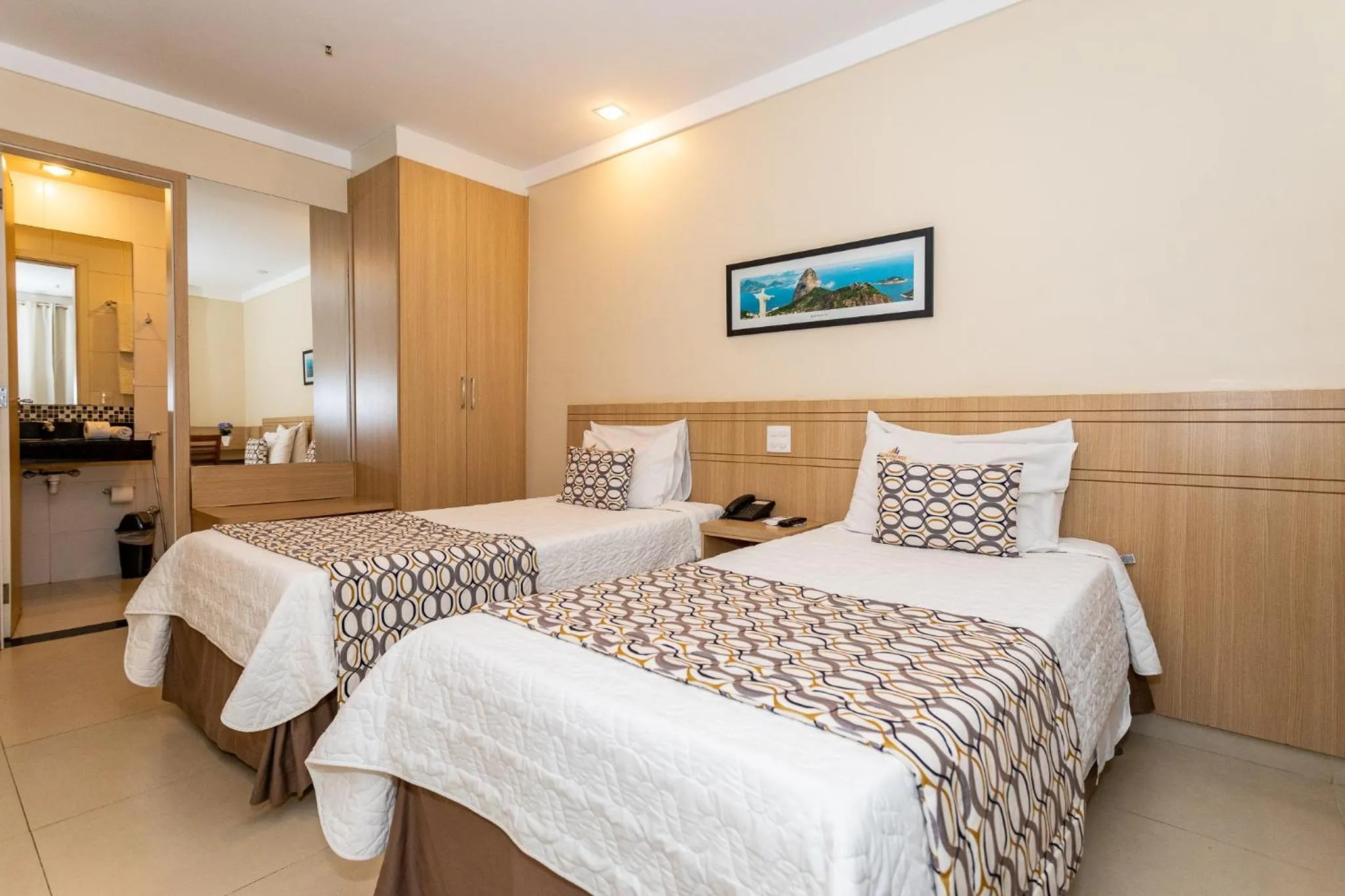 Bedroom, Bed in Fluminense Hotel